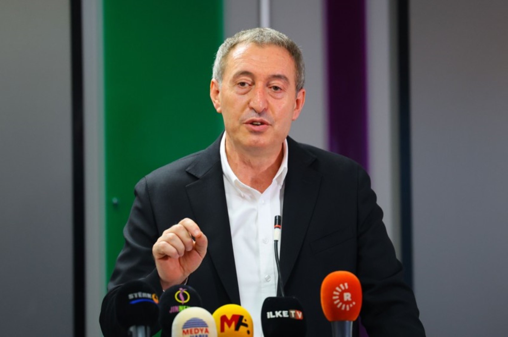 Tuncer Bakırhan açıkladı: Bölücü örgüt PKK kongre kararlarını ne zaman açıklayacak?
