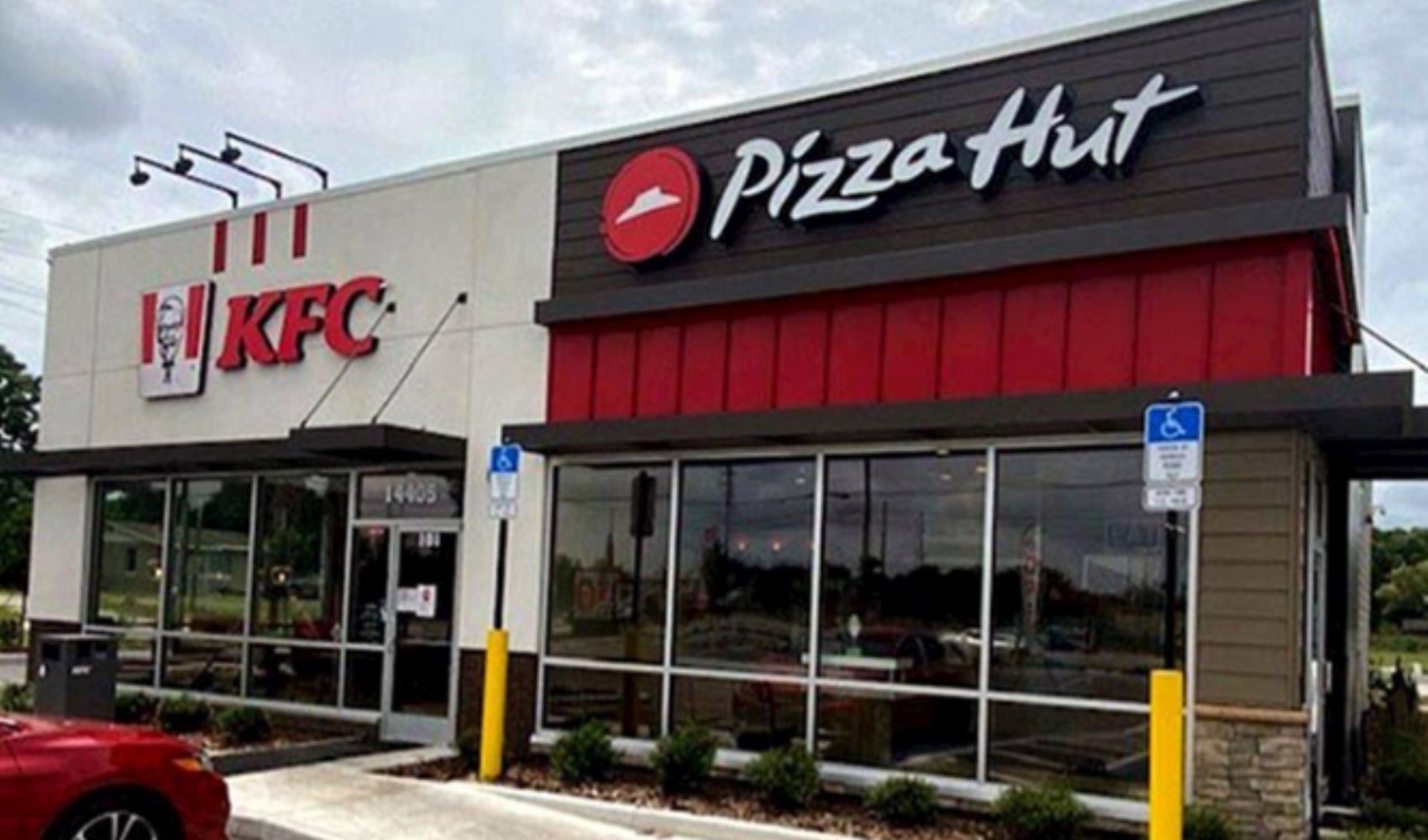 KFC ve Pizza Hut Türkiye’ye geri dönüyor KFC ve Pizza Hut Türkiye’ye geri dönüyor