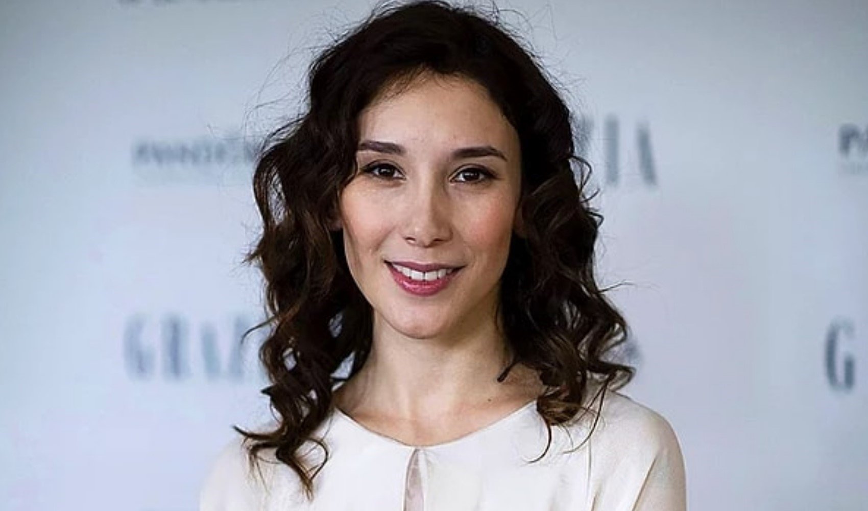 Sibel Kekilli'ye liyakat nişanı verildi