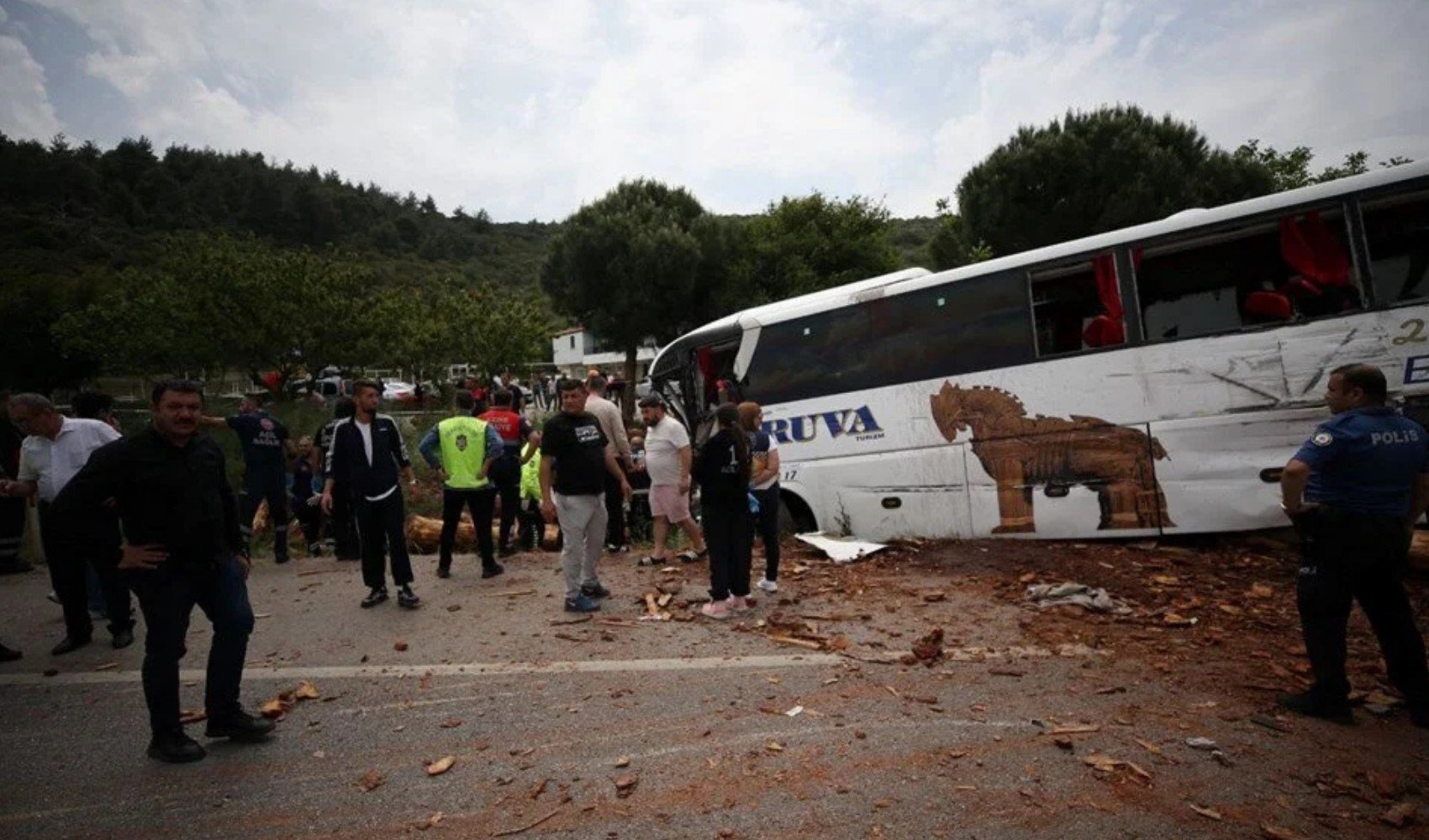 Çanakkale’de 8 cana sebep olan kazanın raporu ortaya çıktı Çanakkale’de 8 cana sebep olan kazanın raporu ortaya çıktı