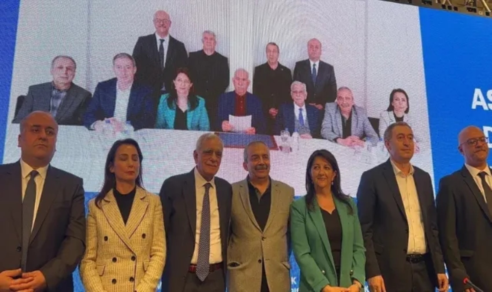 Bölücü terör örgütü PKK'nın feshi için takvim netleşti : Silahlar nereye bırakılacak, 50 kişilik liste hazır