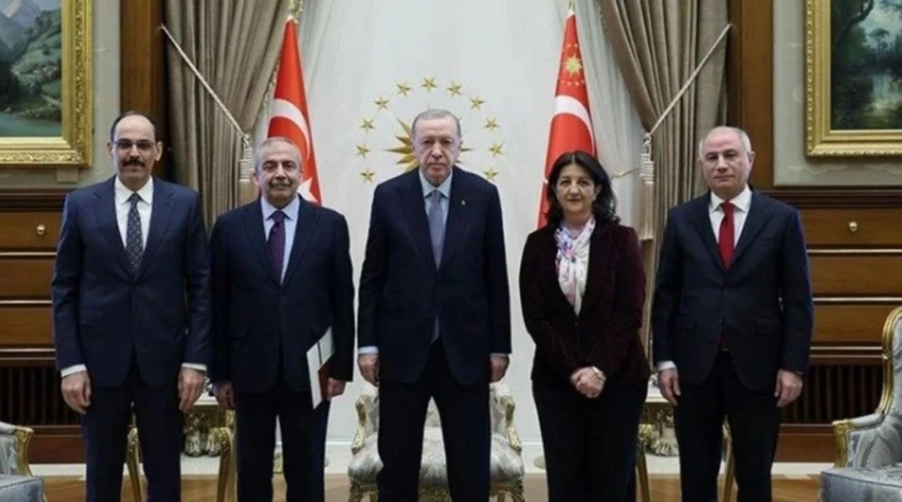 Bahçeli'nin çağrısıyla başlayan süreç... PKK kendini feshetti: İşte adım adım yaşananlar