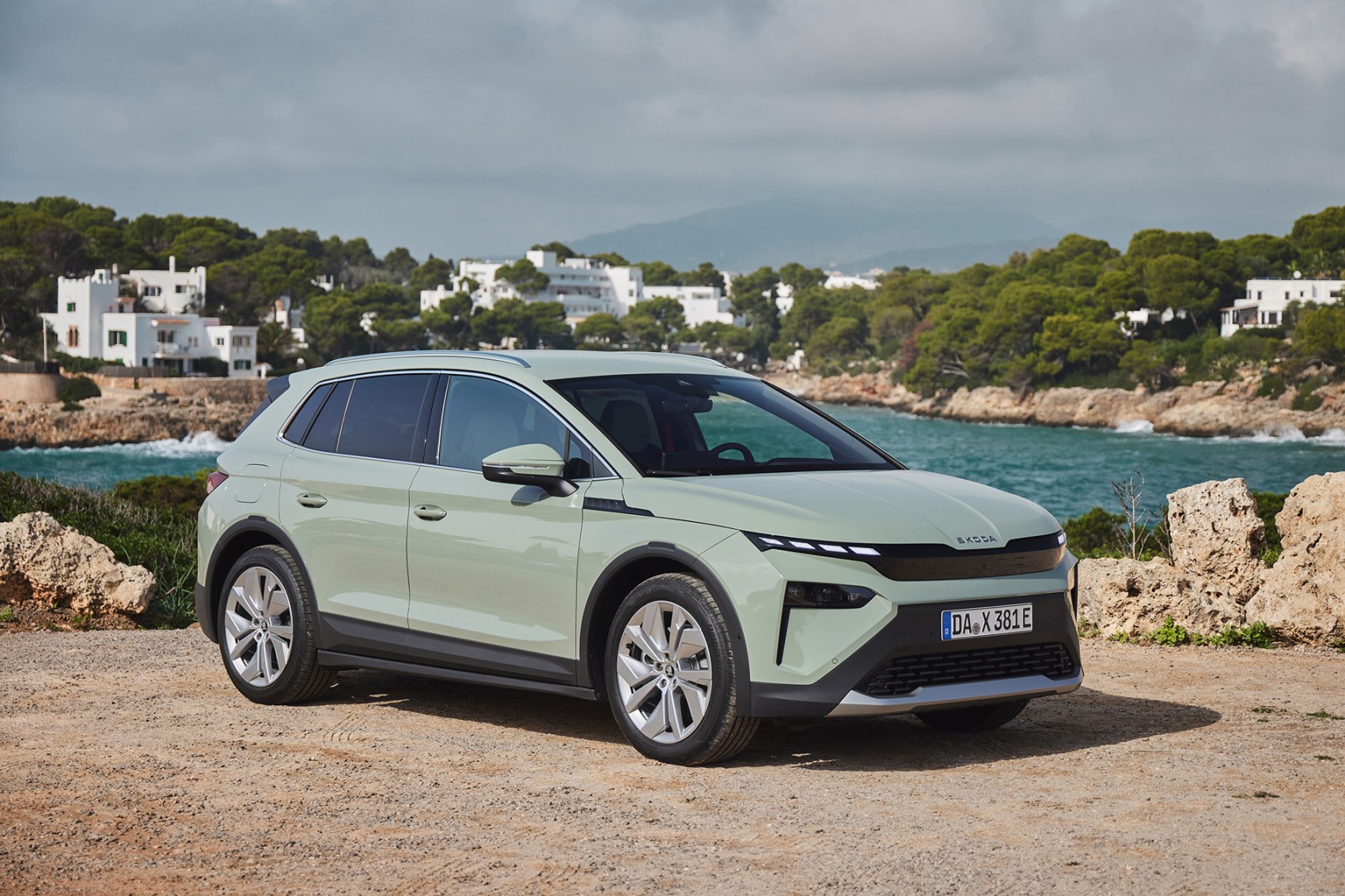 Škoda’nın elektrikli modelleri Türkiye yollarına çıkıyor