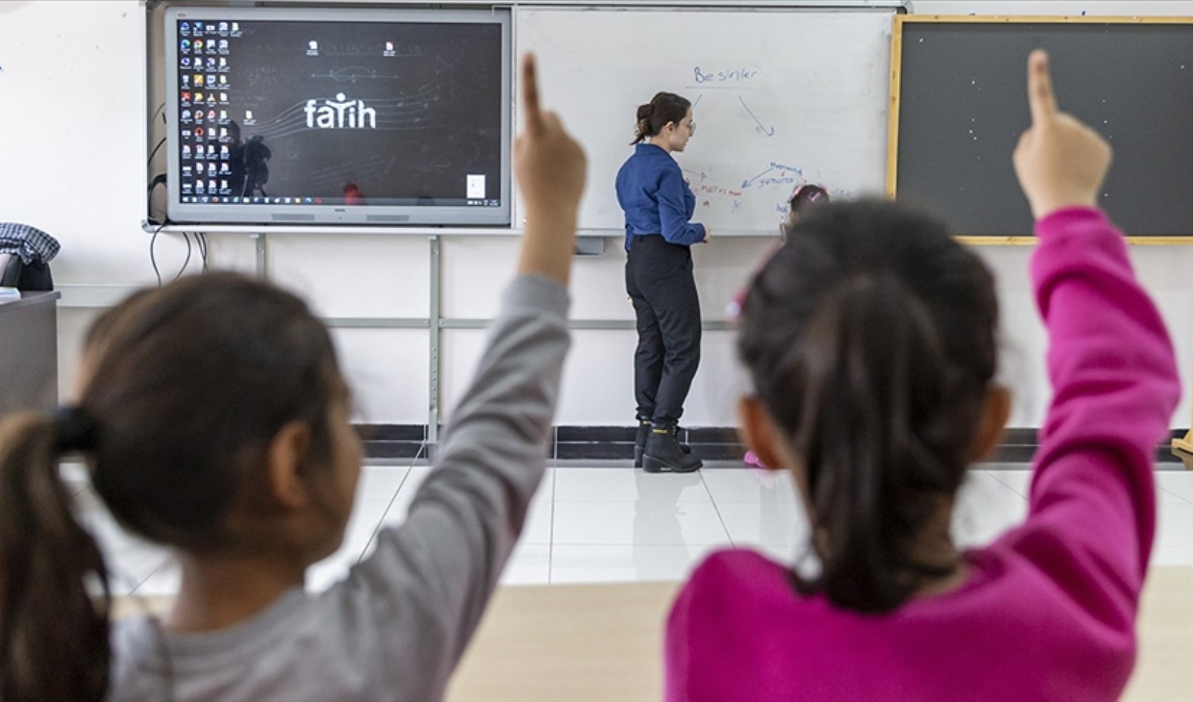 MEB takvimi ile yaz tatili ne zaman başlıyor? Okullar ne zaman kapanacak?