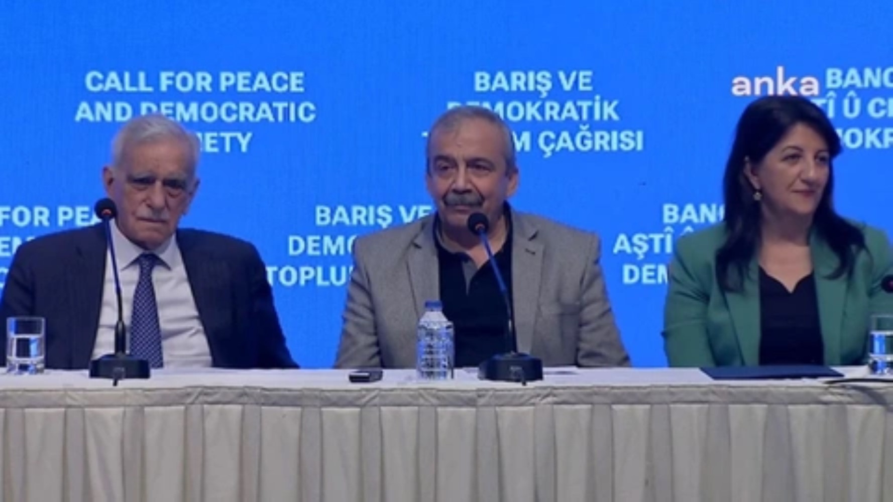Bölücü örgüt PKK fesih kararı aldı, yandaş medya yeni yol haritasını açıkladı: O ay çok kritik...