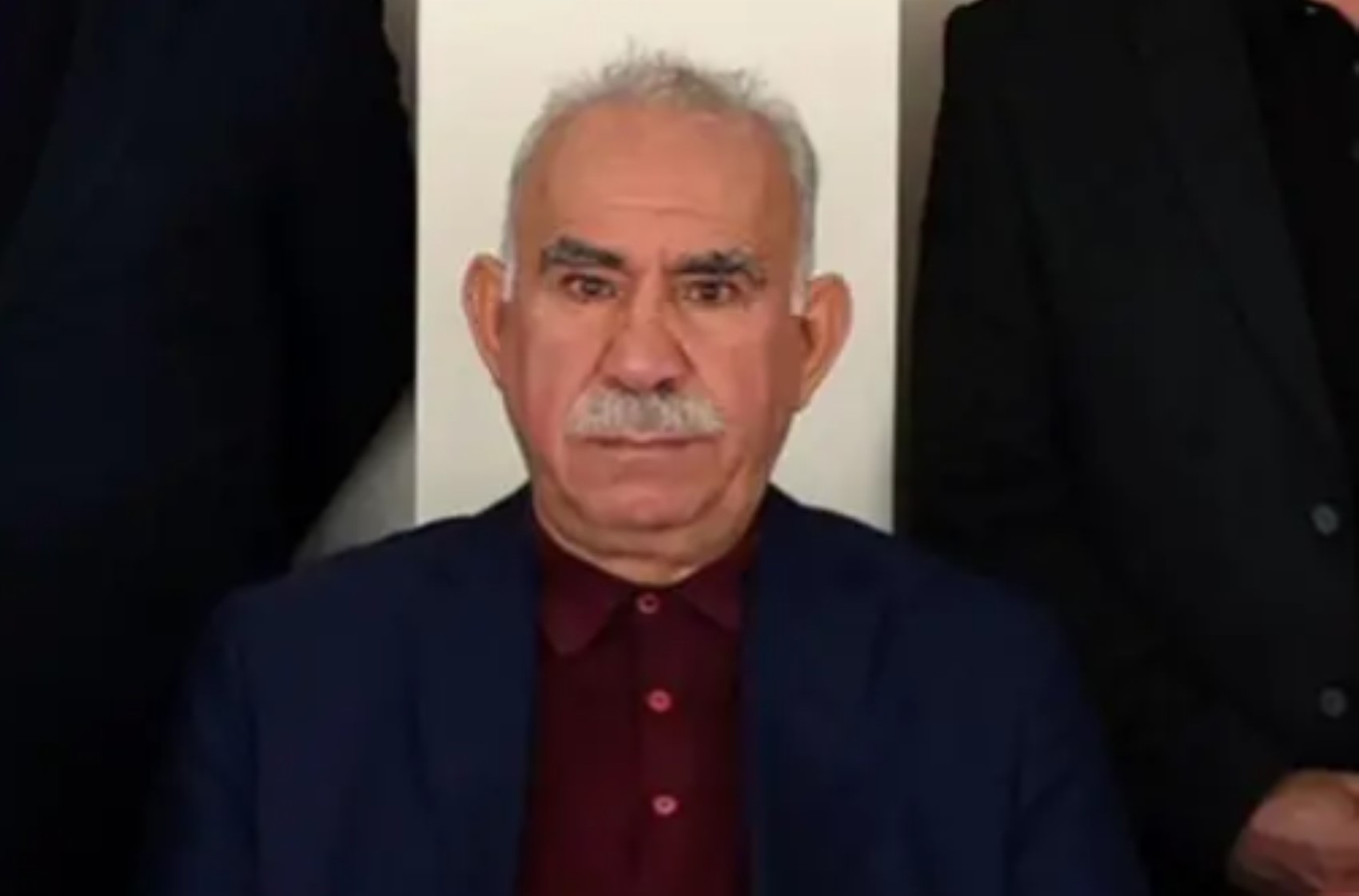 PKK kendini feshetti ama silahlara ne olacak? Süreçte silah muamması!