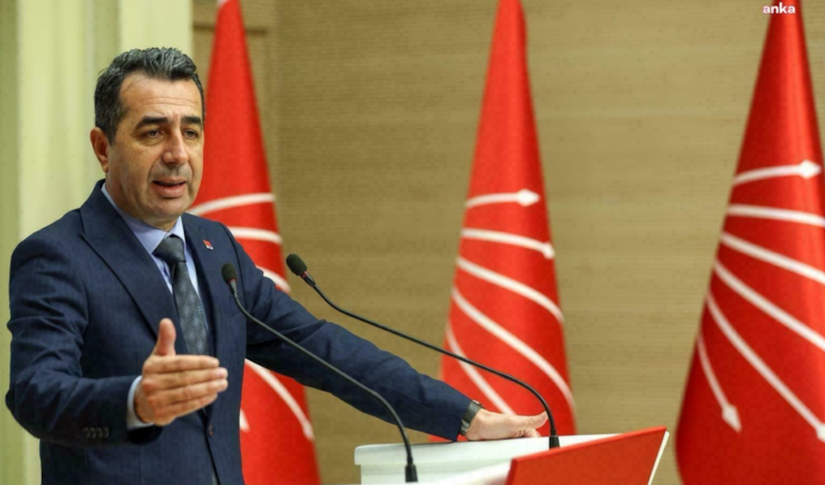 CHP Genel Başkan Yardımcısı Erhan Adem'den yaş çay fiyatına sert eleştiri