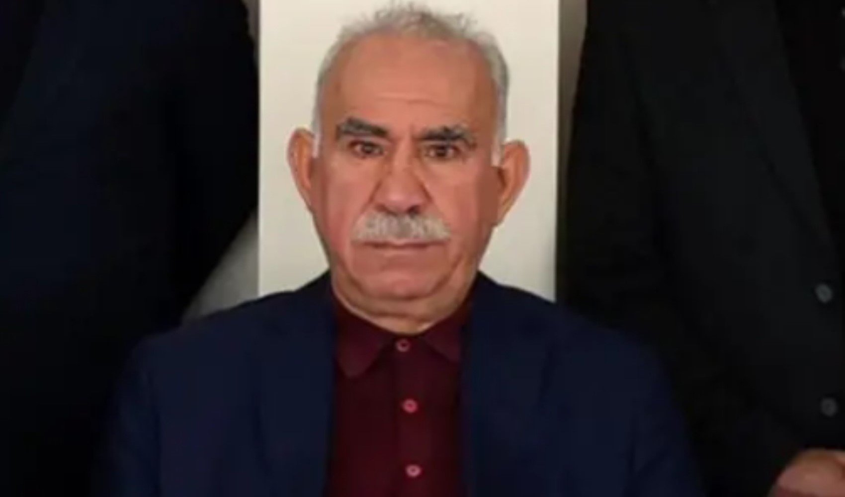 Öcalan'dan PKK'nın fesih kararı sonrası ilk açıklama Öcalan'dan PKK'nın fesih kararı sonrası ilk açıklama