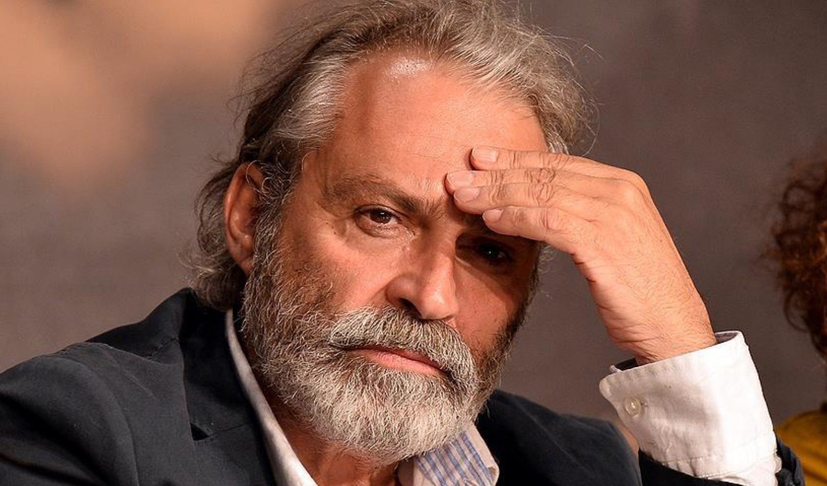 Haluk Bilginer'in 'Sekizinci Aile'deki partneri tepki çekti!