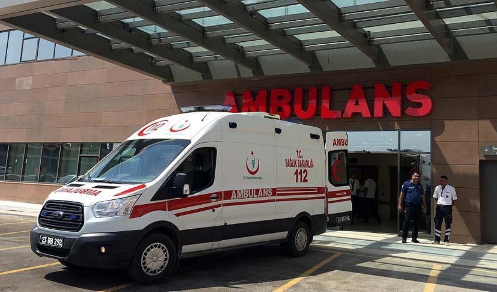 Konya'da yolcu otobüsü devrildi: Yaralılar var