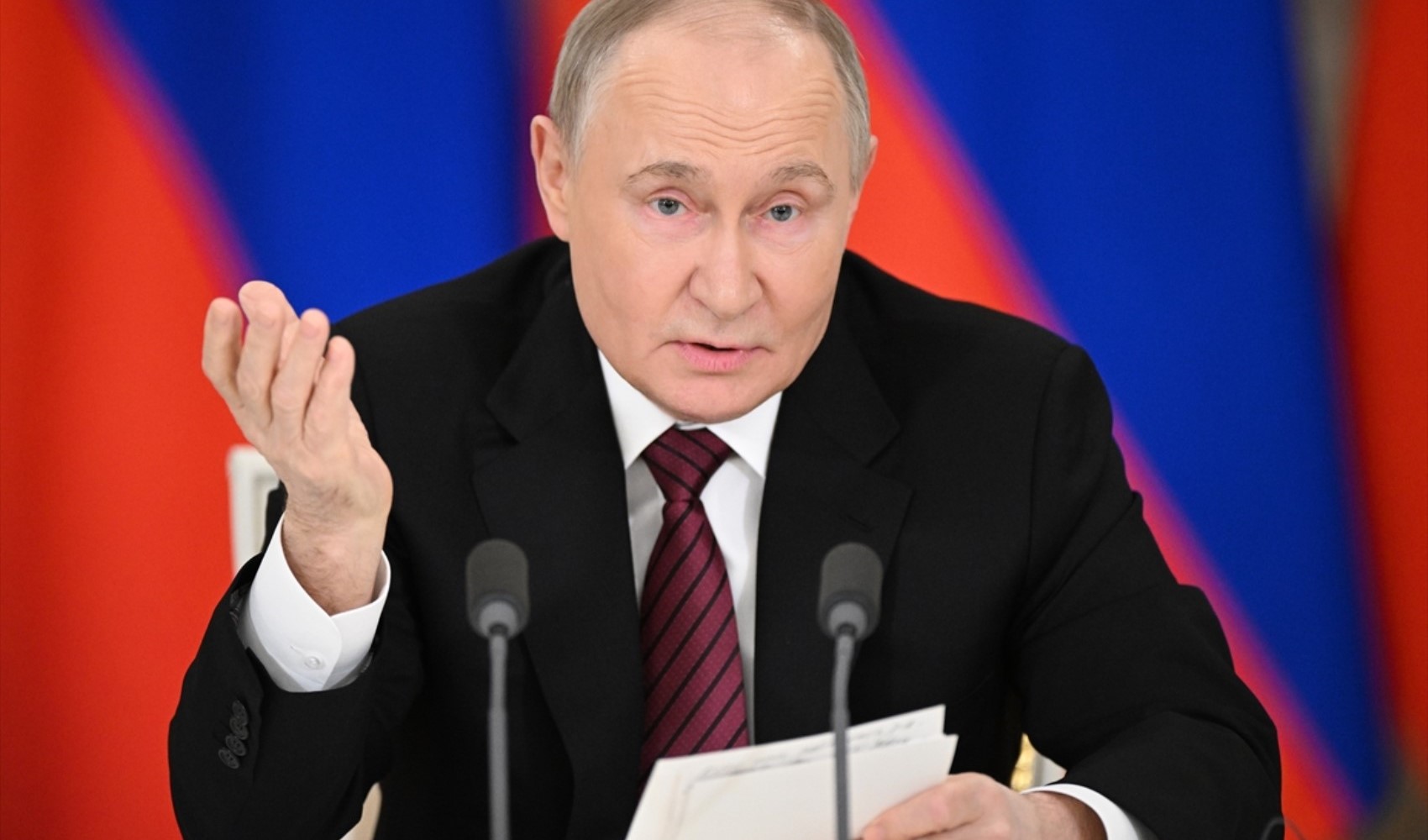 Kremlin: Putin İstanbul'a gelmeyecek Kremlin: Putin İstanbul'a gelmeyecek