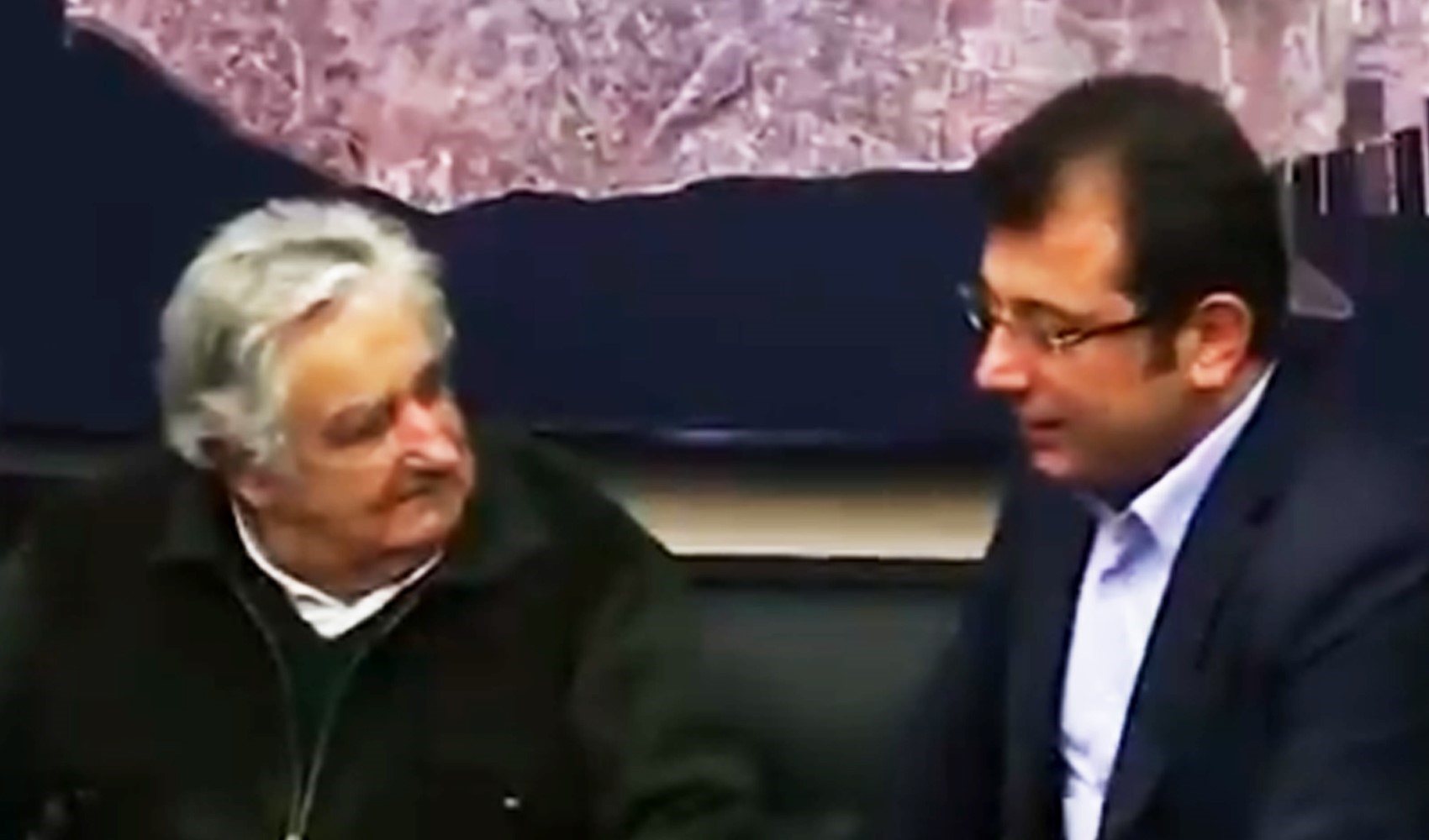 İmamoğlu'ndan 'Pepe' paylaşımı: İktidar düşkünü, hırslı ve yozlaşmış politikacıların tam tersi bir hayat yaşadı İmamoğlu'ndan 'Pepe' paylaşımı: İktidar düşkünü, hırslı ve yozlaşmış politikacıların tam tersi bir hayat yaşadı