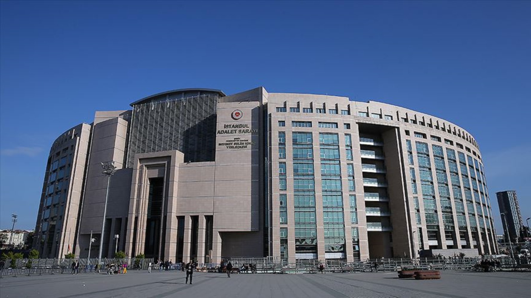 Herkesten saklamış... Yolsuzluk soruşturması kapsamında bir isim daha tutuklandı!