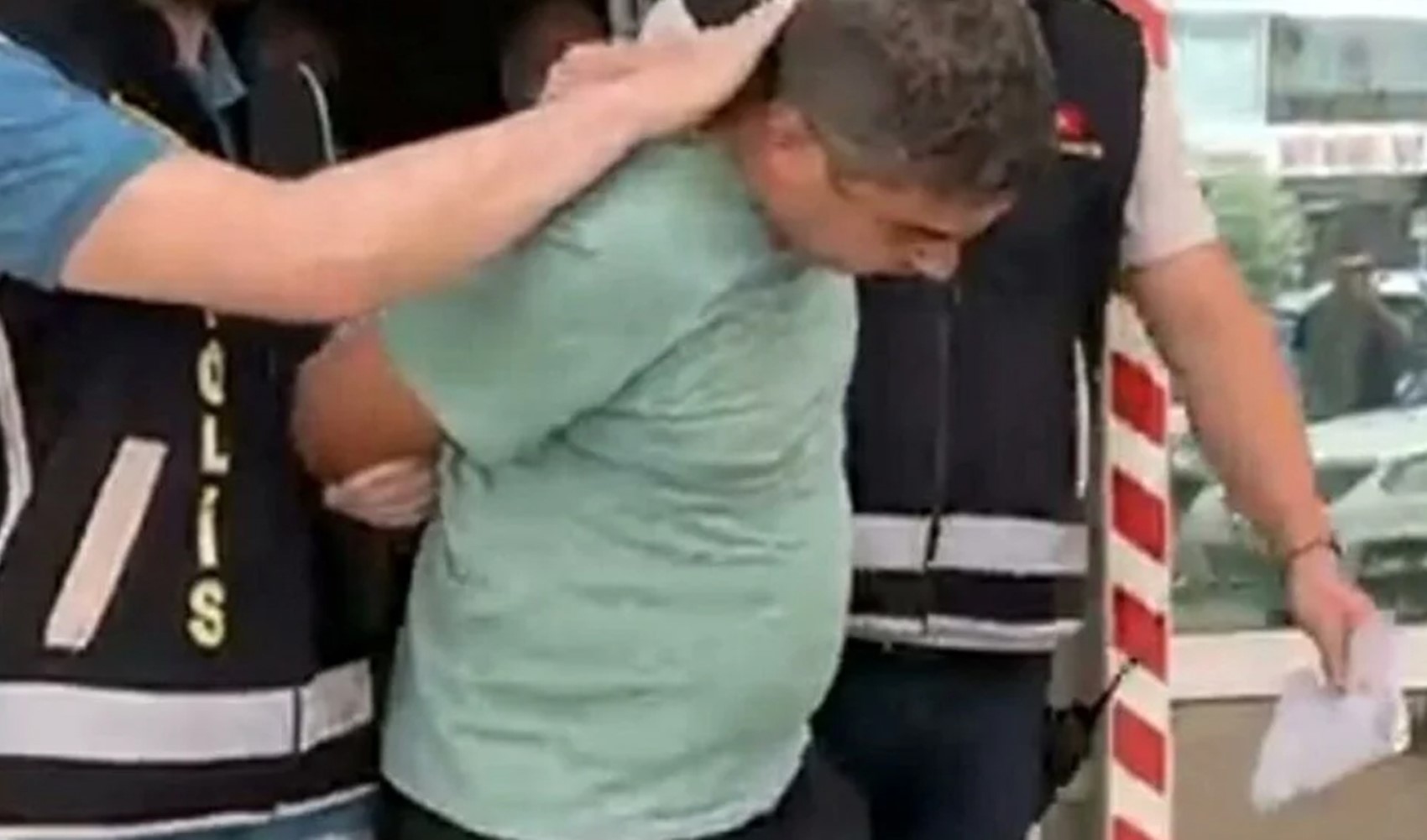 Aydın’daki yangında korkunç şüphe: Anne ve çocuklar uyutulup öldürüldü mü? Kulaklık detayı ortaya çıktı