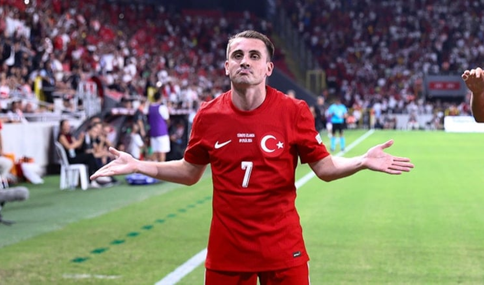 Kerem Aktürkoğlu'ndan yaş sınırlaması tepkisi
