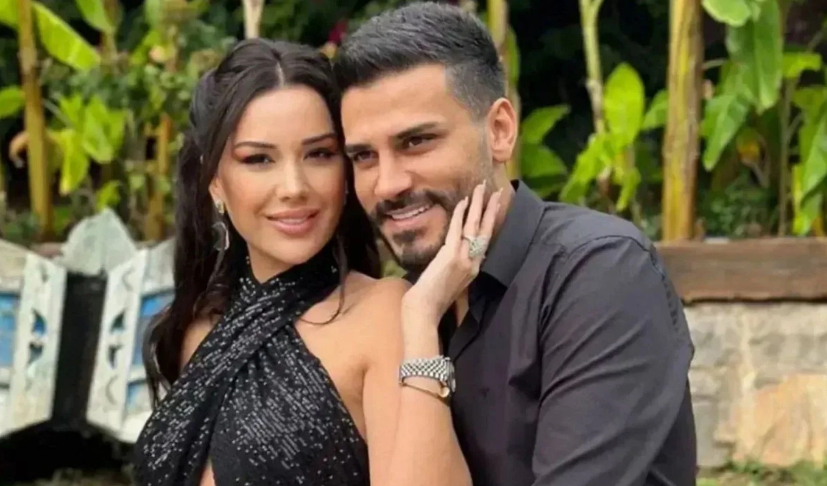 Dilan Polat’tan bebek müjdesi! Hamilelik testi yaptı Dilan Polat’tan bebek müjdesi! Hamilelik testi yaptı