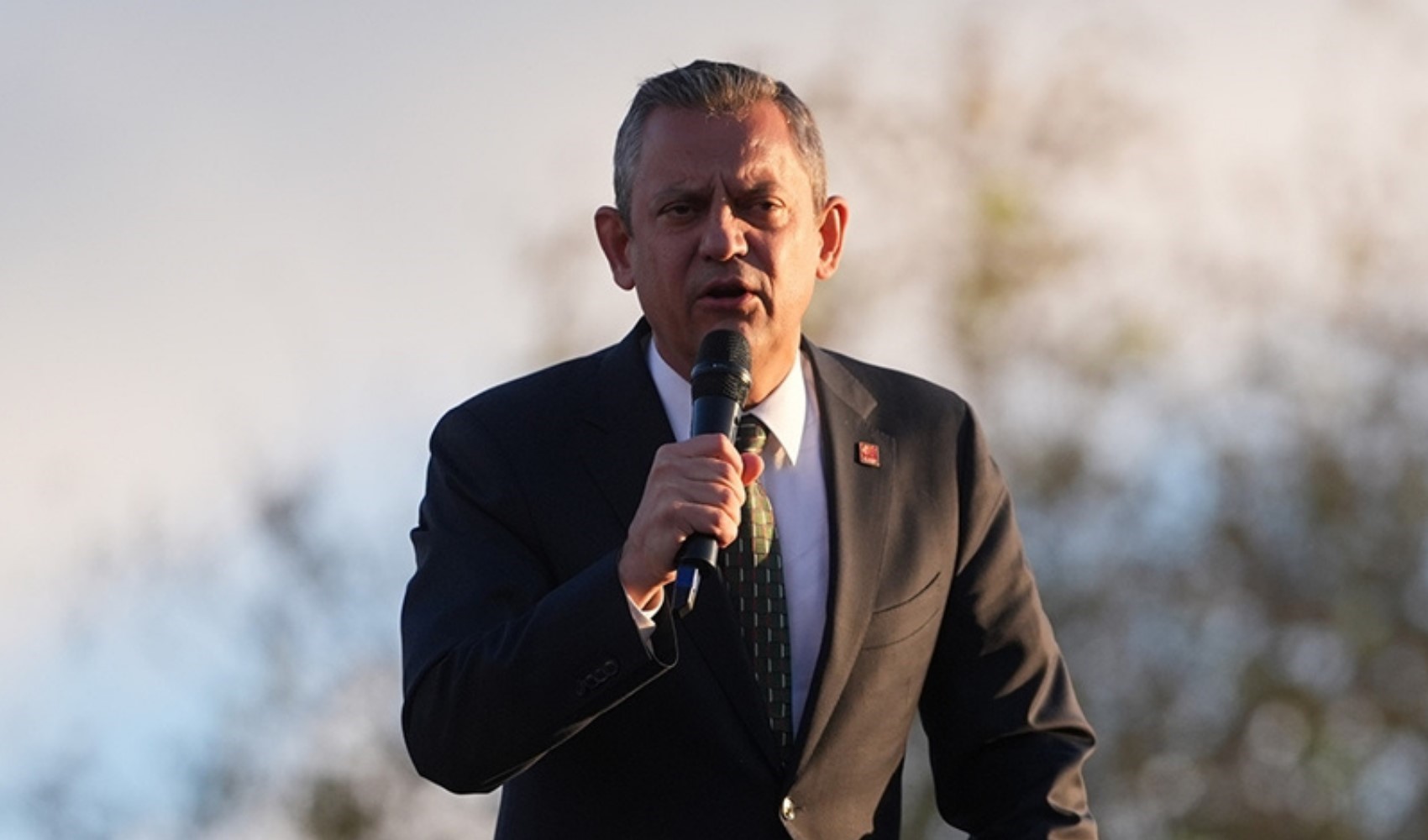 Özgür Özel'den sert mesaj! '19 Mart darbe girişiminin karargahı Beştepe' Özgür Özel'den sert mesaj! '19 Mart darbe girişiminin karargahı Beştepe'