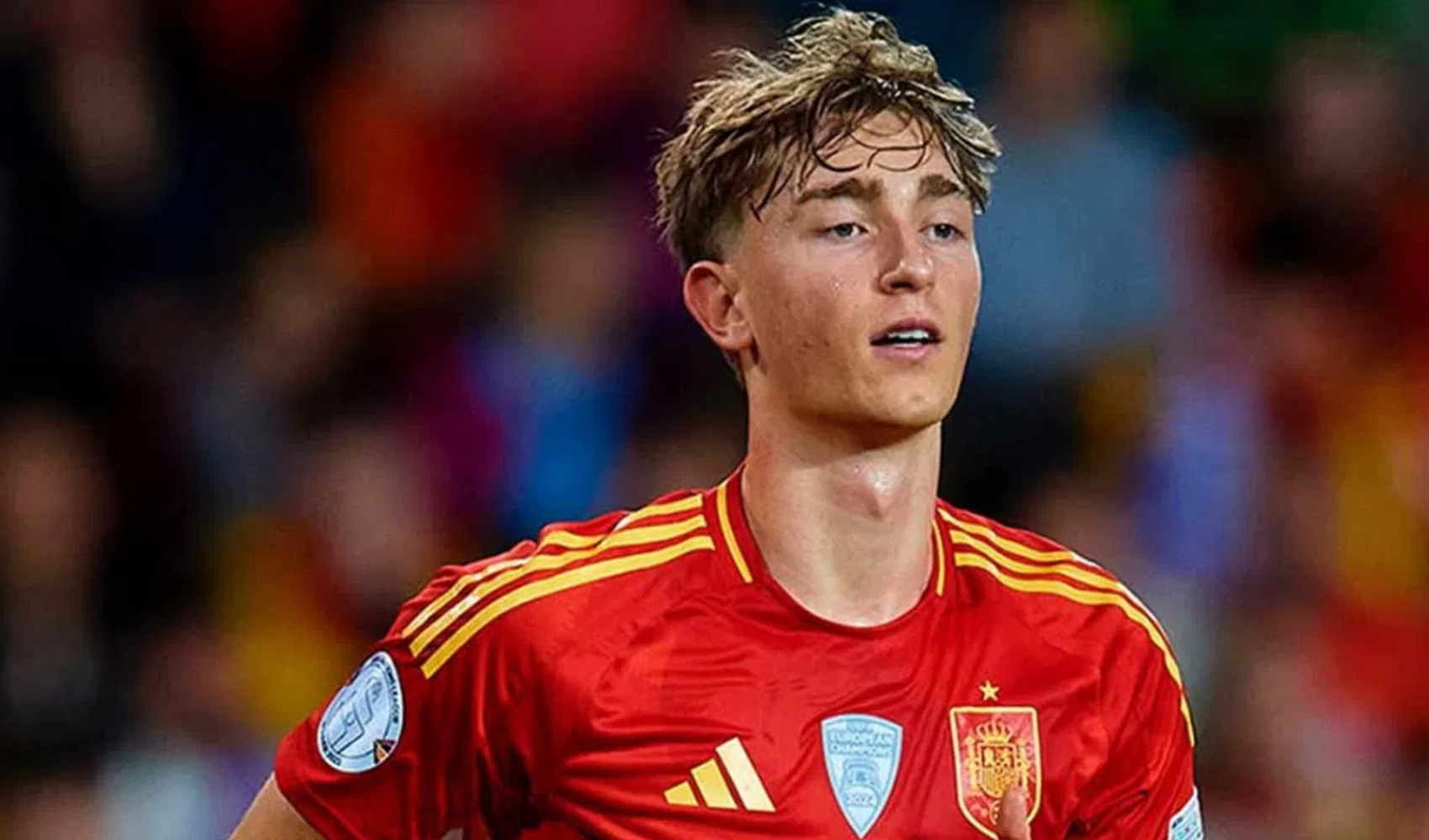 Real Madrid, genç yetenek Dean Huijsen'i kadrosuna kattı Real Madrid, genç yetenek Dean Huijsen'i kadrosuna kattı