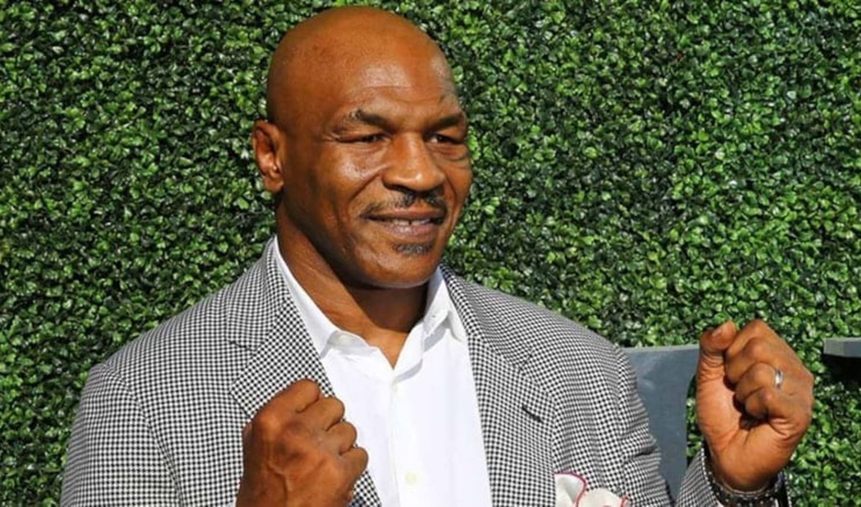 Mike Tyson en zorlu rakibini açıkladı: '17 kez yumruk attım...'