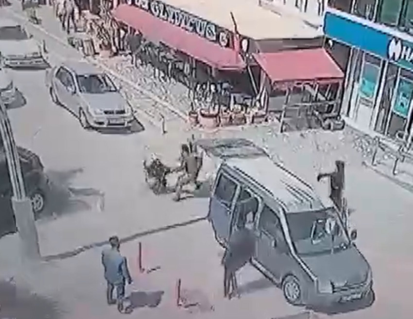Bursa'da ikinci Bahar Aksu cinayeti son anda engellendi: Kadını zorla kaçırmaya çalıştılar