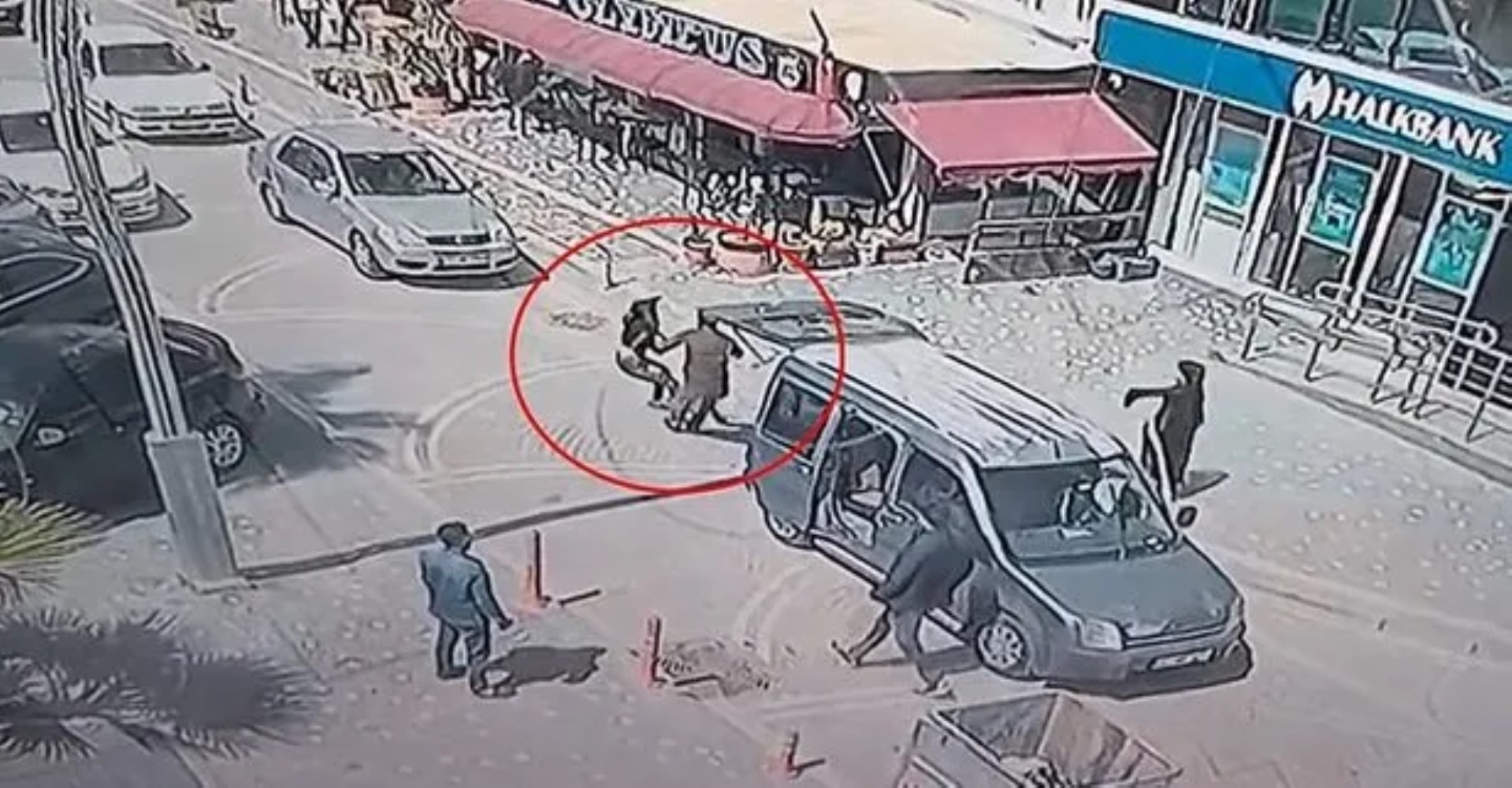 Bursa'da ikinci Bahar Aksu cinayeti son anda engellendi: Kadını zorla kaçırmaya çalıştılar