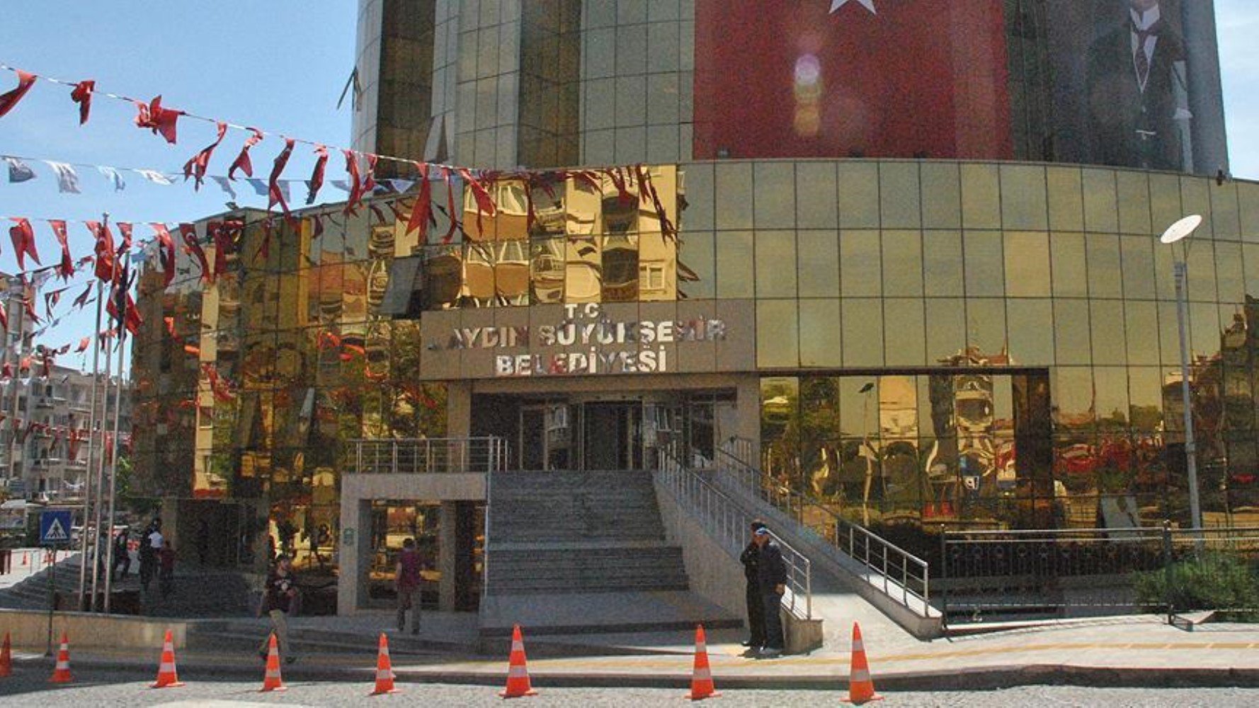 Erdoğan sinyali vermişti... Yerel yönetimde büyük değişim: 51 ile Büyükşehir statüsü geliyor