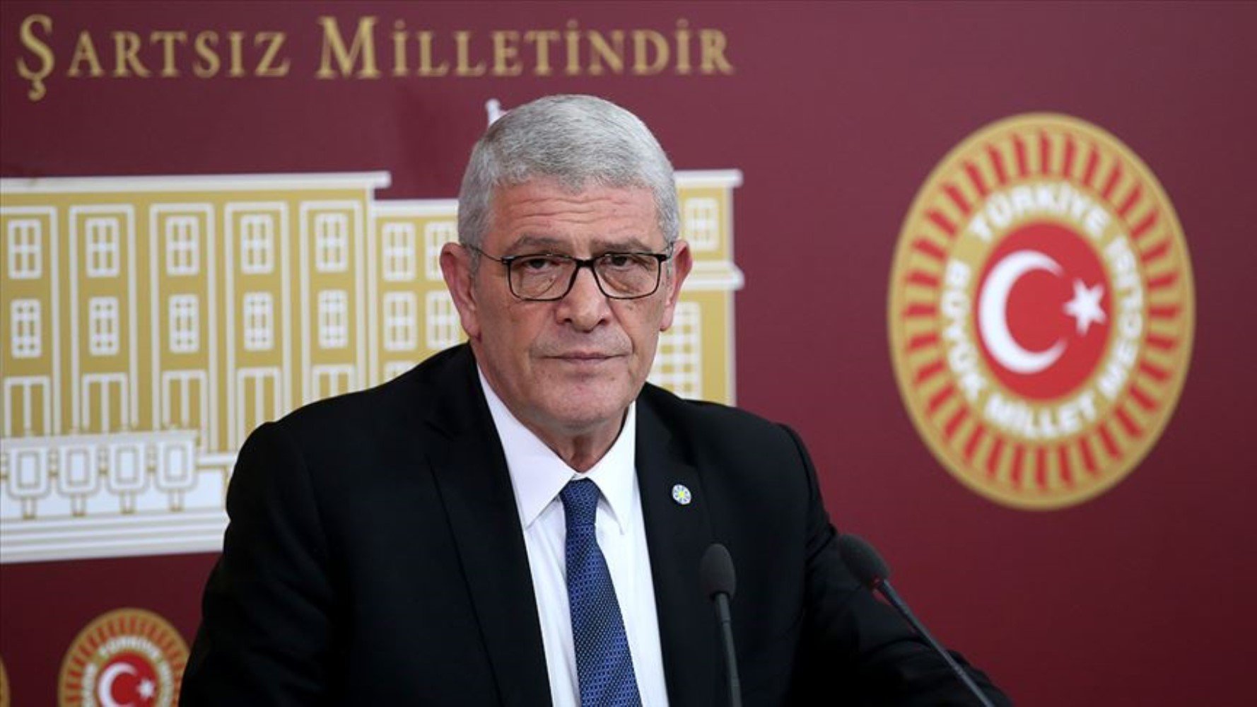 3 farklı kategoride soruldu: Türkiye'de en çok beğenilen siyasetçi belli oldu!