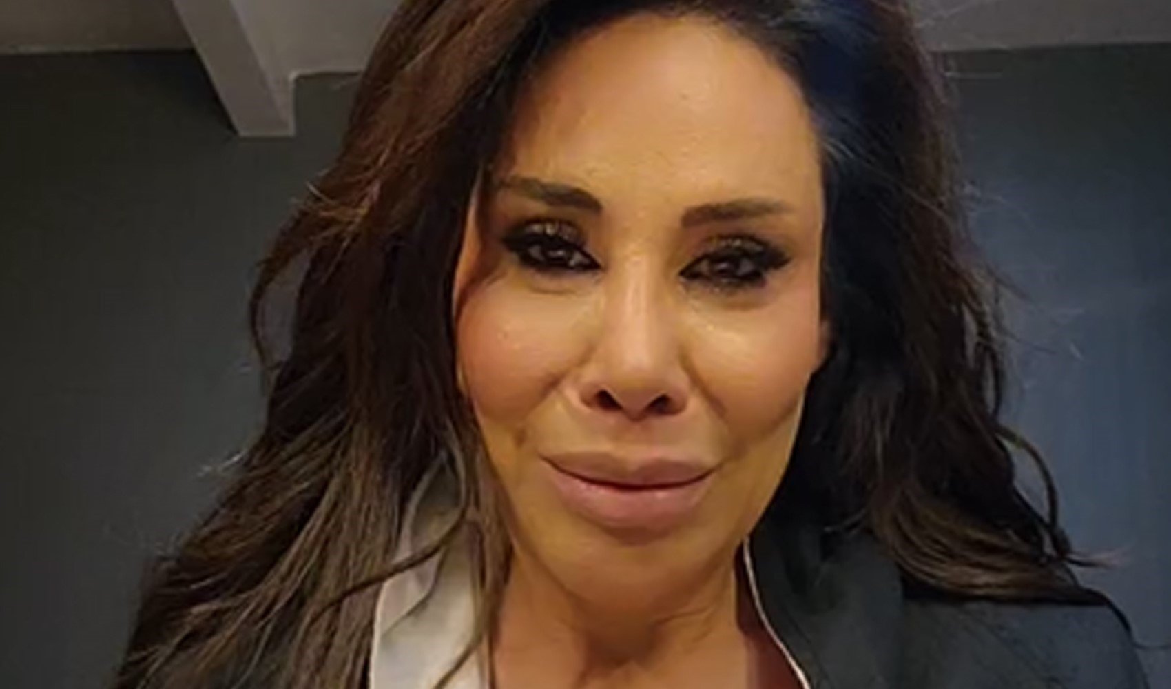 Linet gözyaşları içerisinde sosyal medya hesabından çağrı yaptı: Can güvenliğim yok Linet gözyaşları içerisinde sosyal medya hesabından çağrı yaptı: Can güvenliğim yok