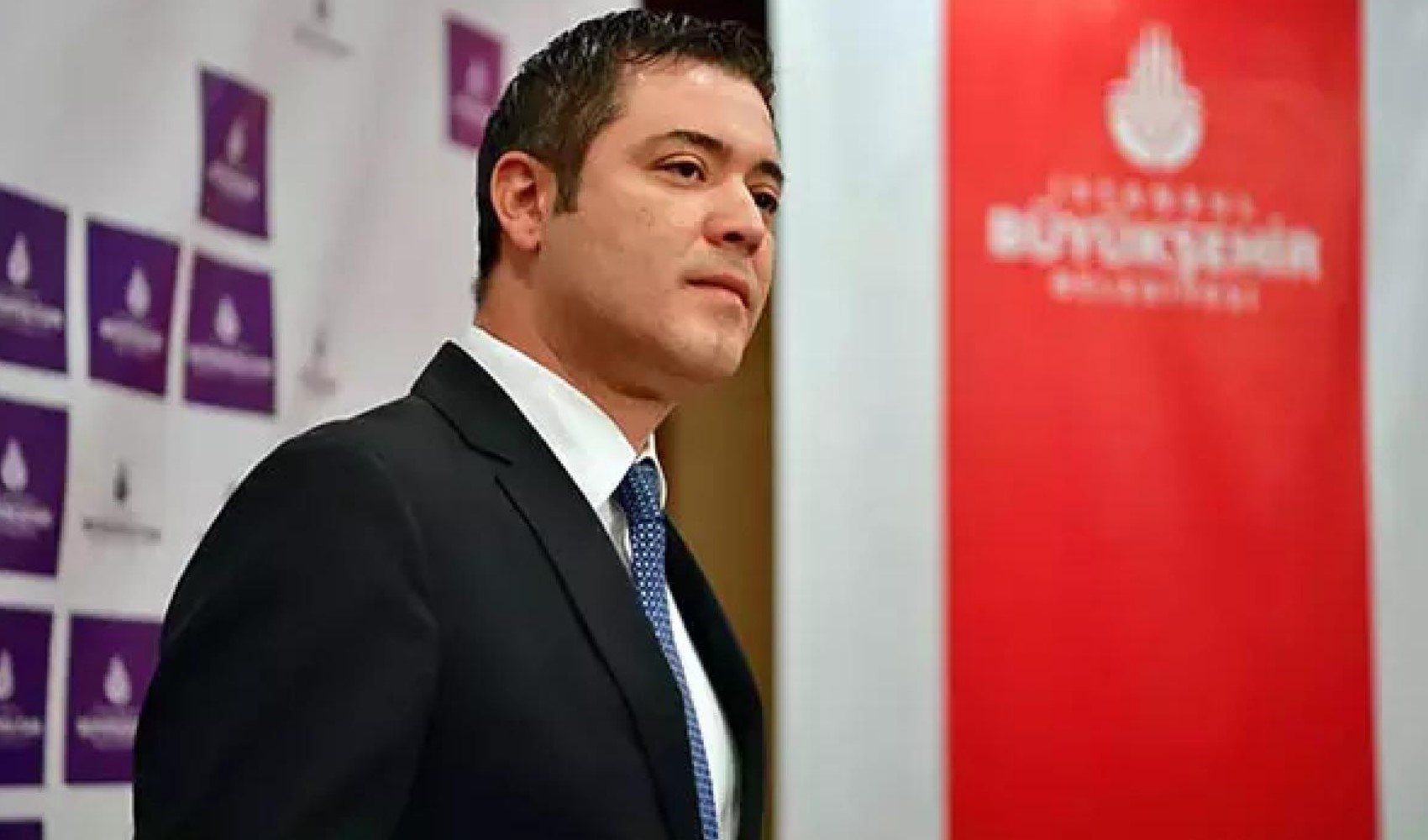 Murat Ongun'dan Beyaz TV sunucusuna Ekrem İmamoğlu yanıtı: 'İçimden geliyor abi diye yaptığın...'