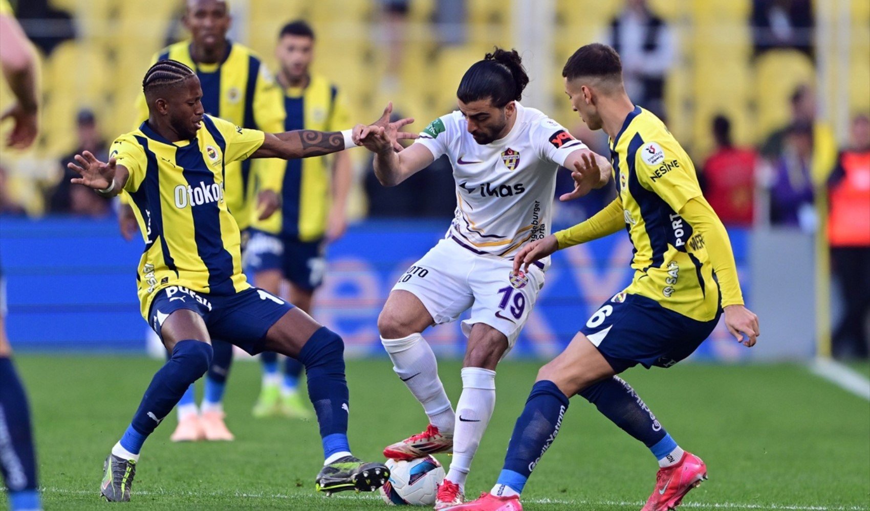 Fenerbahçe'den kritik galibiyet