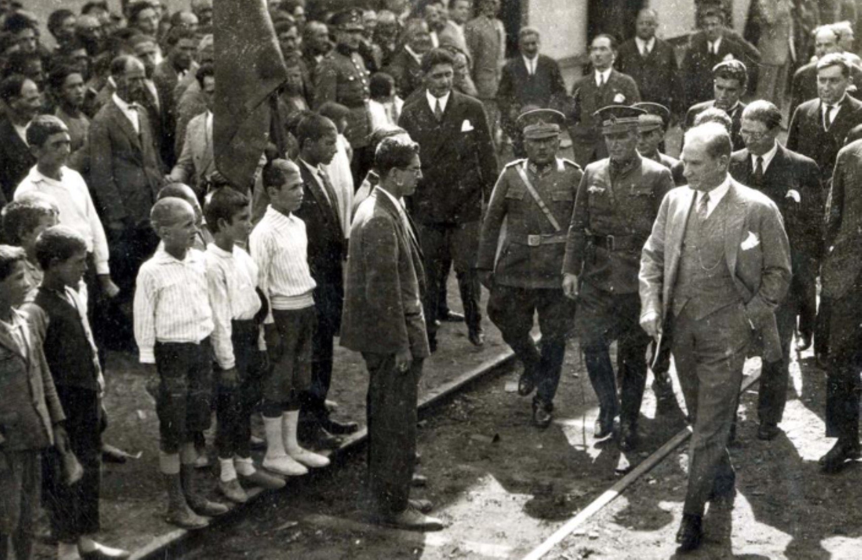 Milli Mücadele'nin kıvılcımı, gençliğe armağan edilen bayram! 19 Mayıs ruhu...