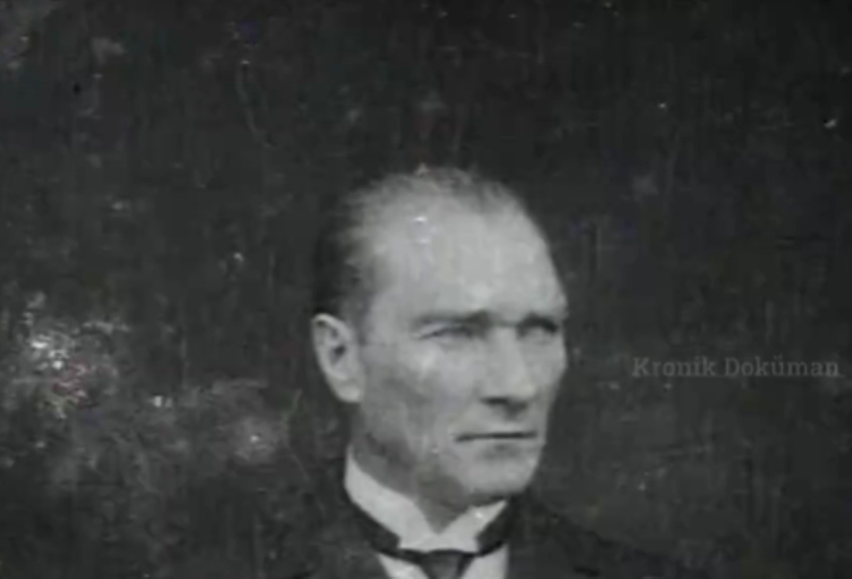 Atatürk’ün 1927’deki seri fotoğraf çekimine ait görüntüleri ortaya çıktı: Bir belgeselde bulundu