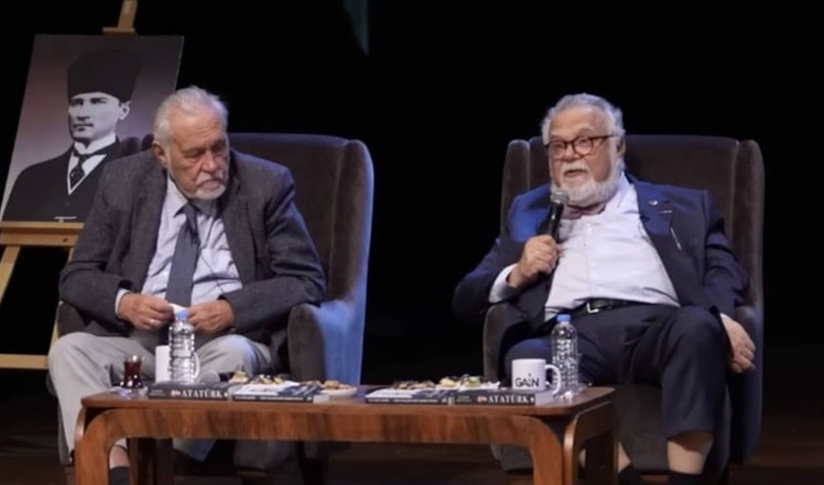 Sarayın eski metin yazarı Aydın Ünal, Ortaylı ve Şengör'ü hedef aldı: Cahiller
