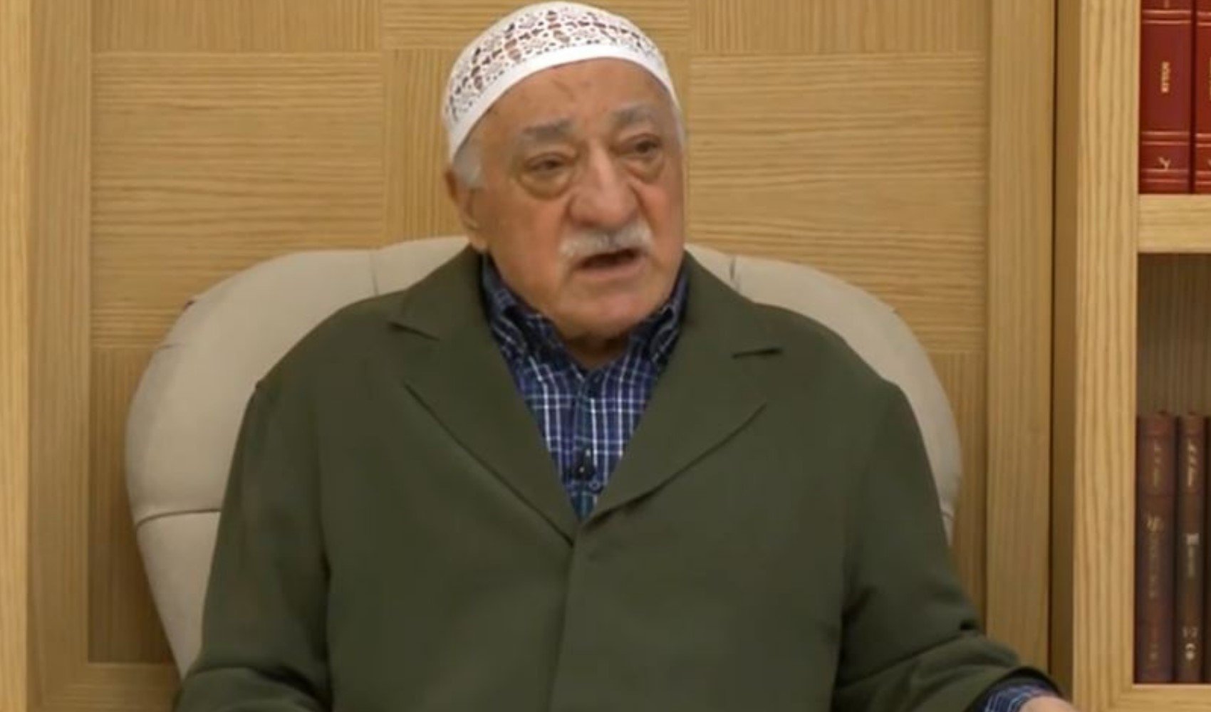 FETÖ elebaşı Fetullah Gülen hâlâ 'resmen' yaşıyor FETÖ elebaşı Fetullah Gülen hâlâ 'resmen' yaşıyor