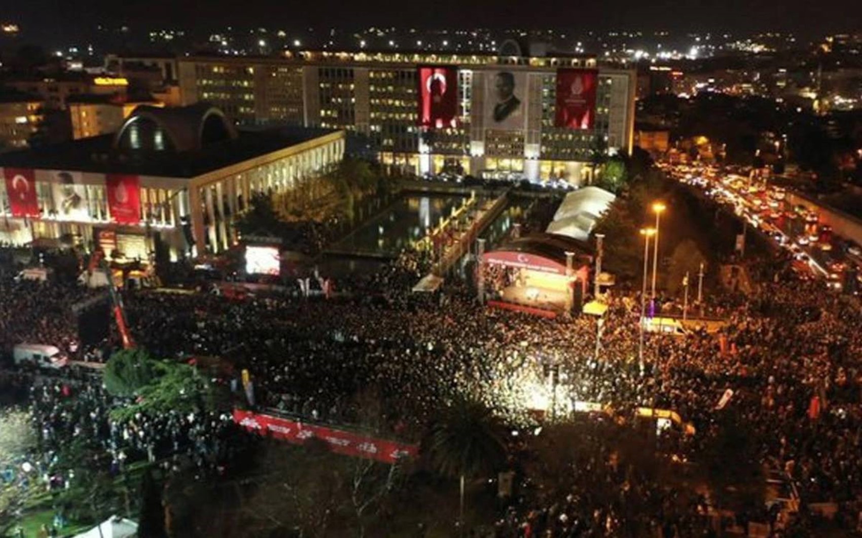 AKP'de İmamoğlu kulisleri... Türkmenistan mı oluyoruz’ endişesi: Şimşek midesinden oldu, Erdoğan’a ulaşan yok