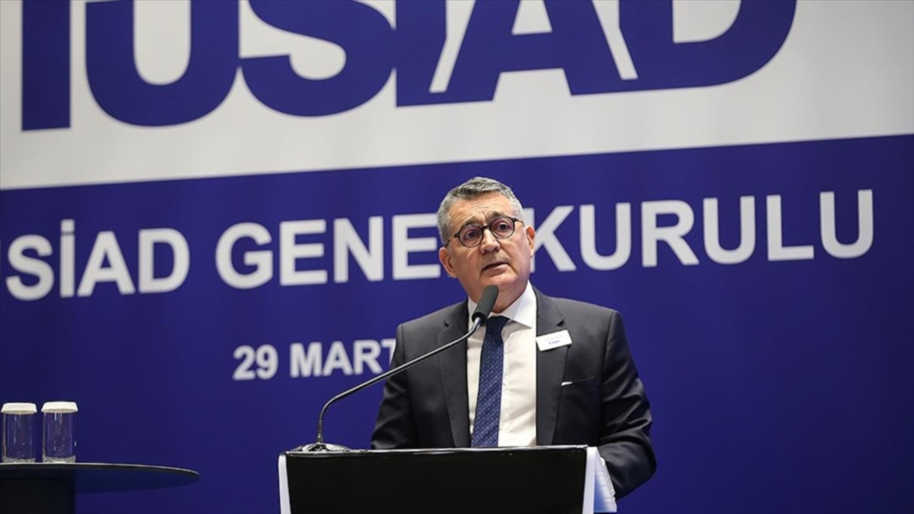 'Yeni Türkiye'de haddinizi bileceksiniz' tehditlerinin ardından sıcak temas: Nihat Zeybekçi'nin TÜSİAD ziyaretinin perde arkası... Gözaltı eleştirisi geldi