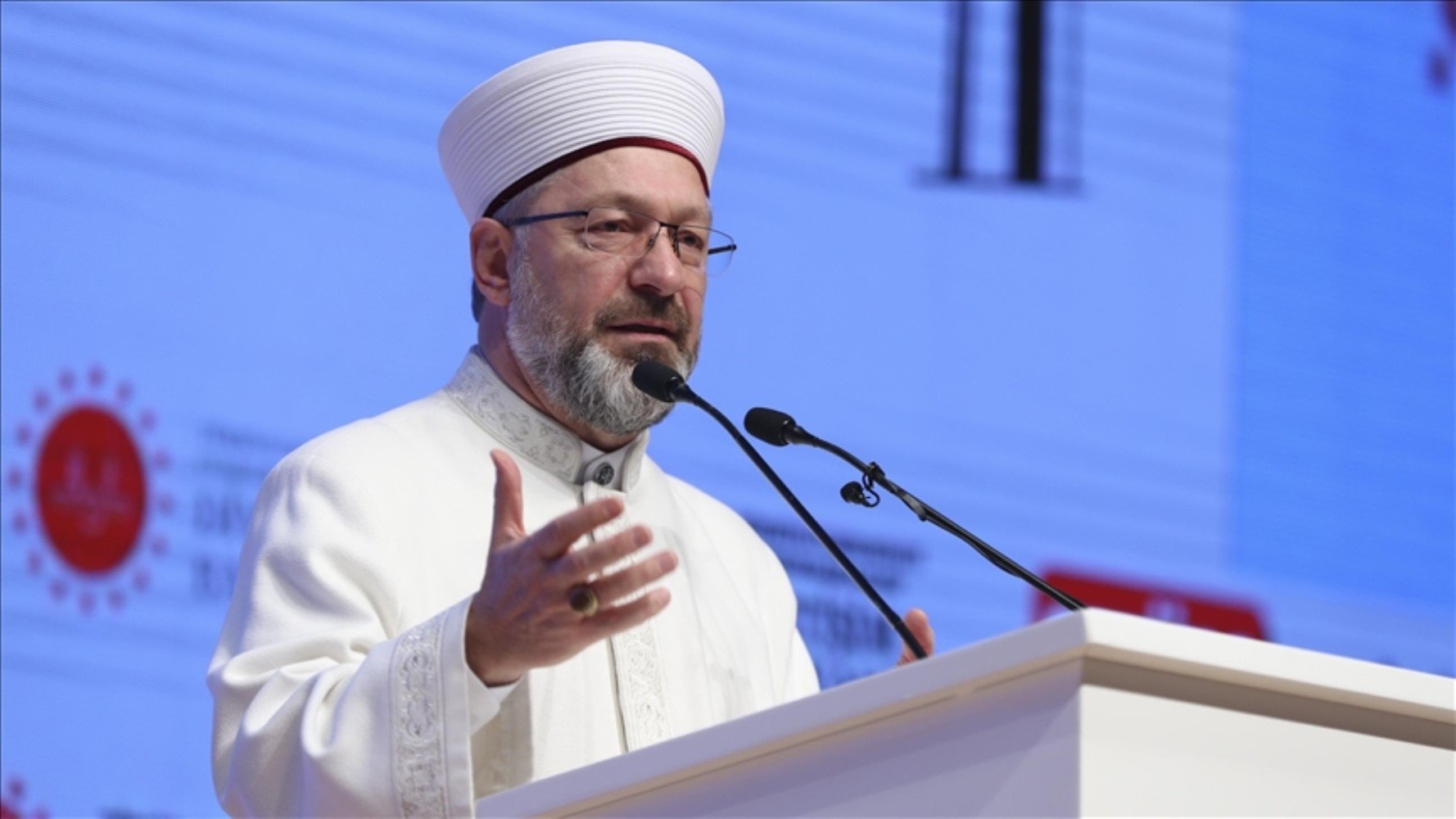 Diyanet ticareti çok sevdi: Önce seccade şimdi elektronik aletler...