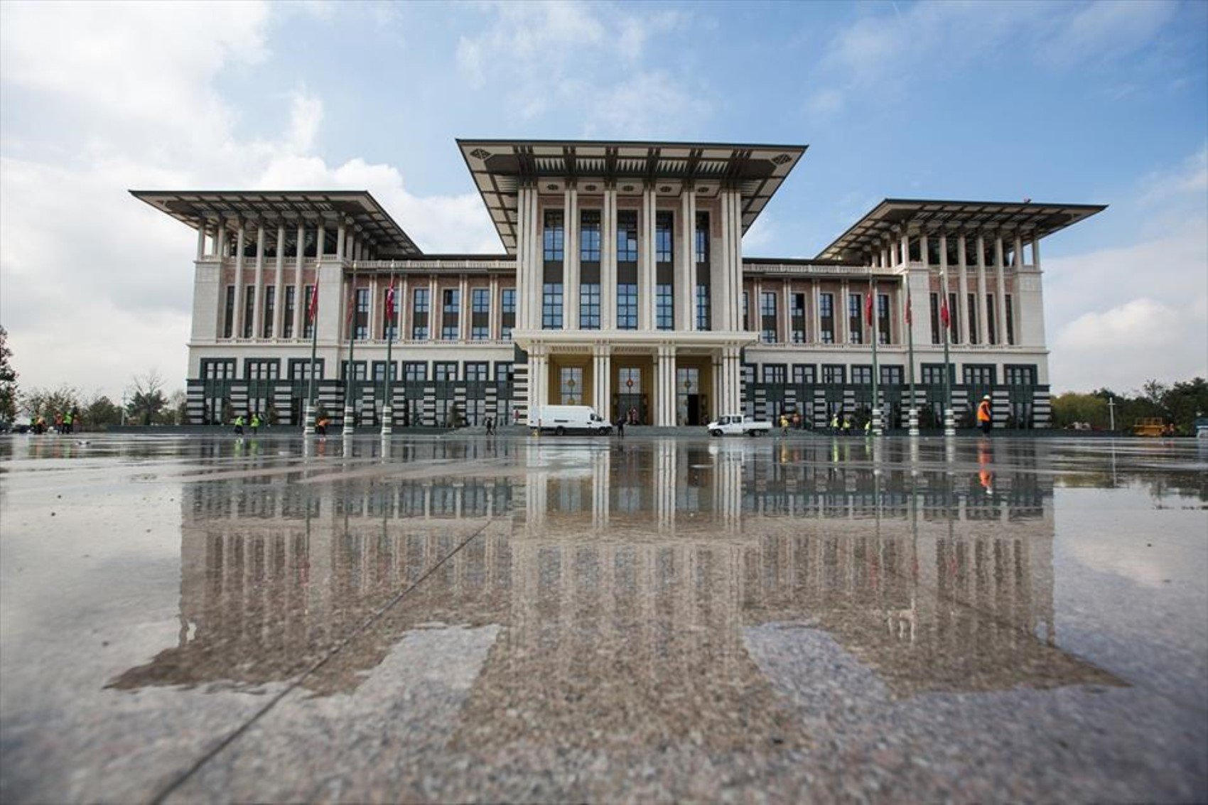 AKP'liler bile anlamıyor: Saray'dan alınan kararlar partide rahatsızlık yaratıyor