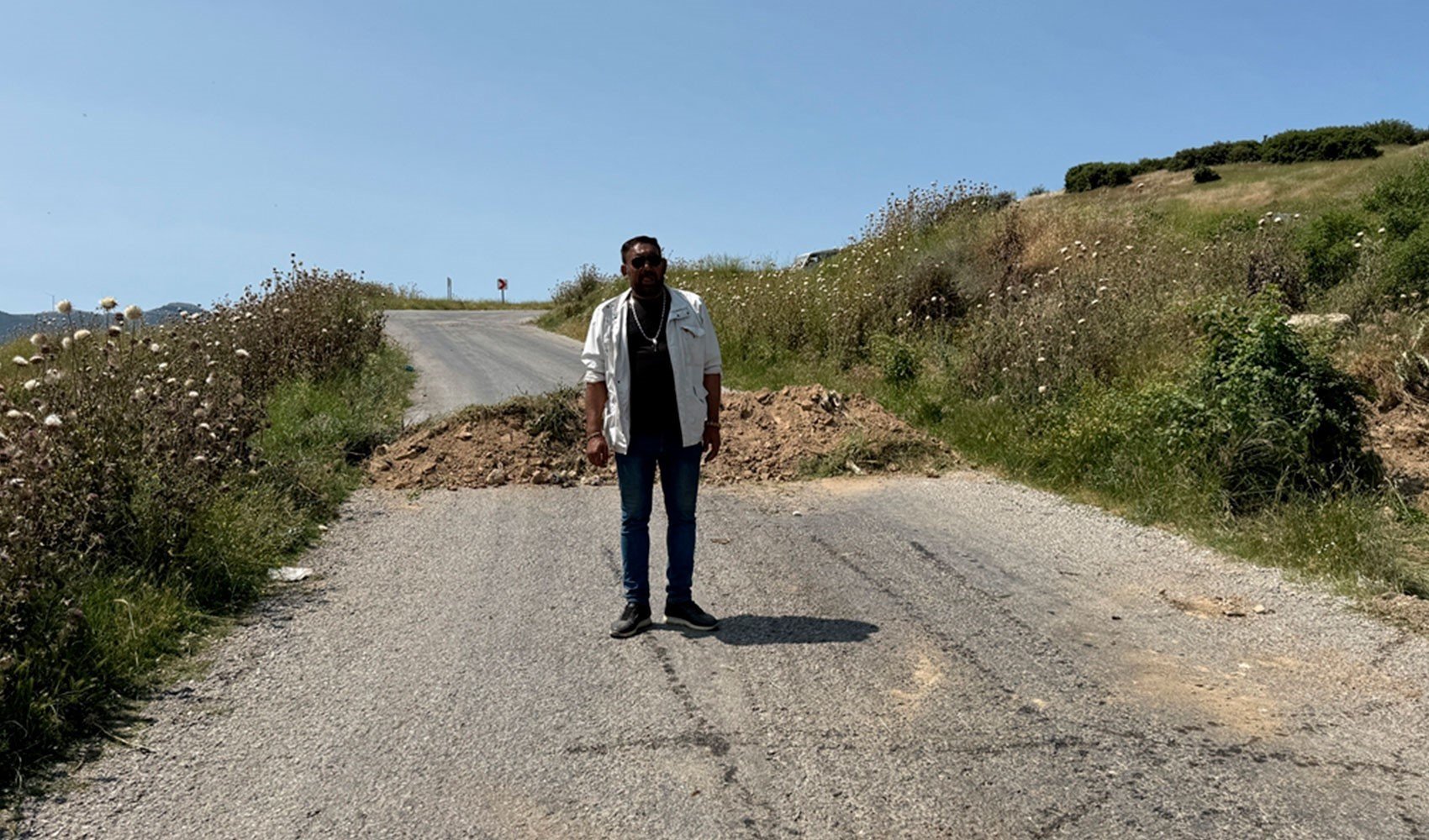 İzmir’de yol krizi: 'Benden izin alınmadı' dedi, trafiğe kapattı