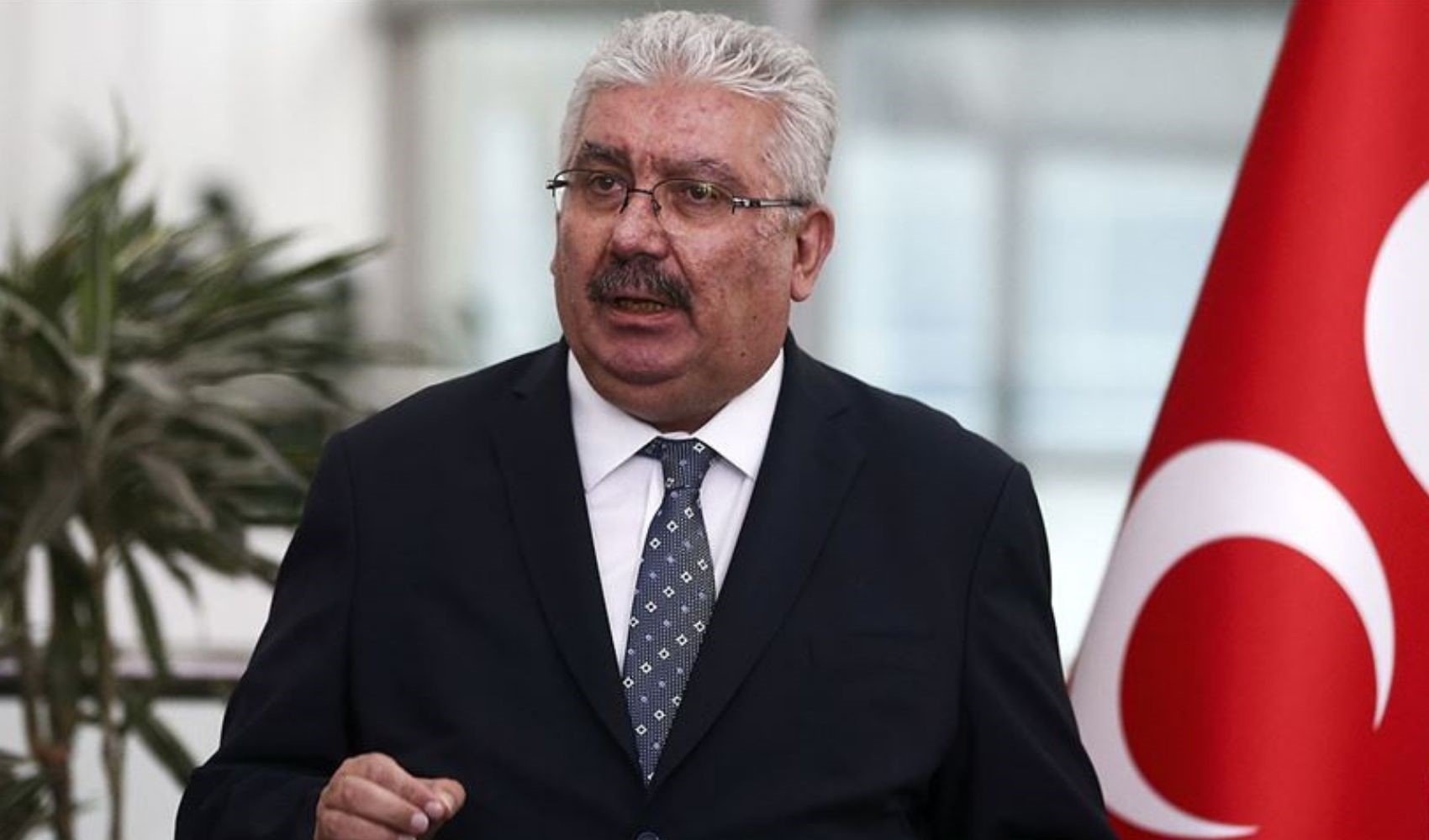 MHP - İYİ Parti kavgası devam ediyor: Semih Yalçın'ın hedefinde Dervişoğlu var