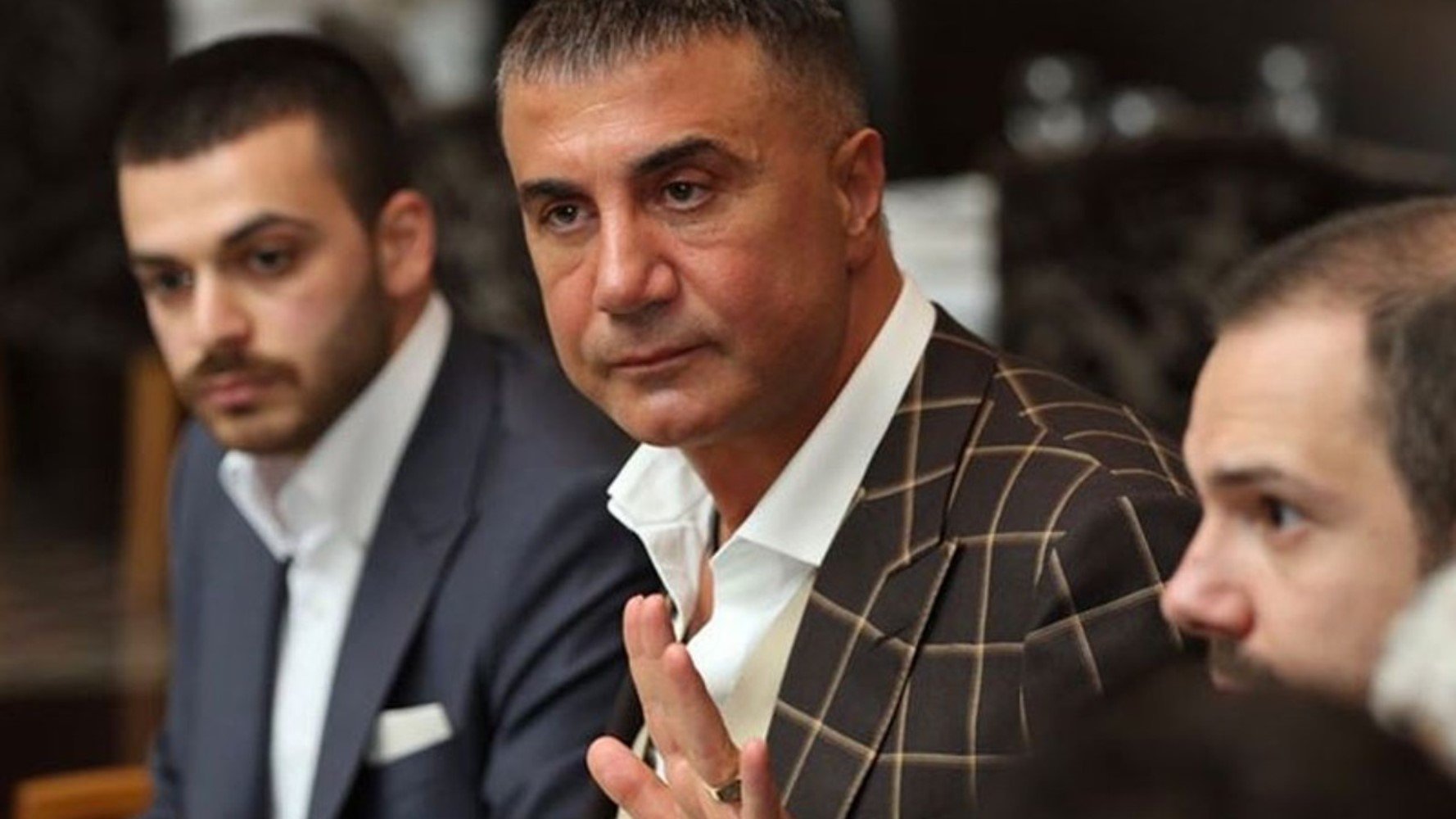 Türkiye'ye döneceği iddia edilen Sedat Peker sessizliğini bozdu! 'Kırmızı bültenim kalksa bile...'