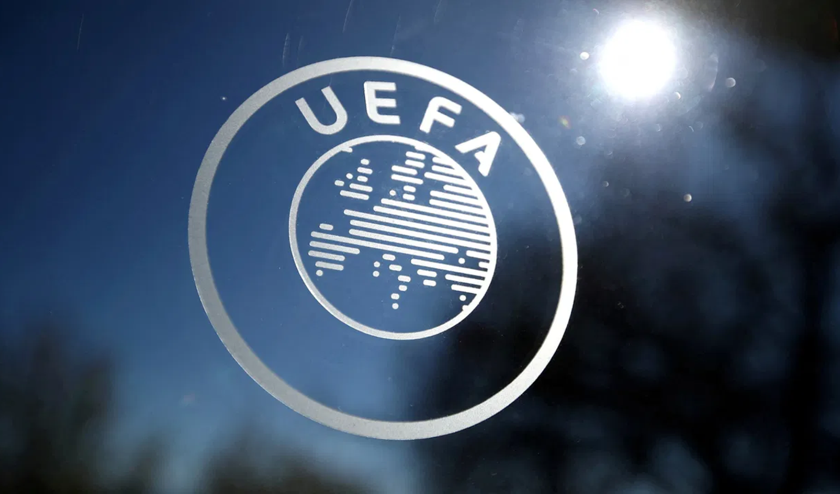 UEFA’dan tarihi karar: Ev sahipleri elemelere katılacak!