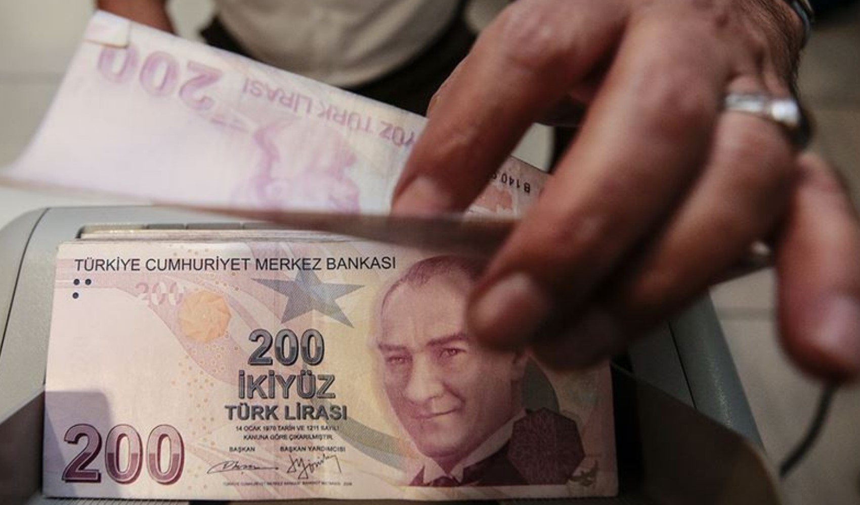 1 milyon kişi erken emekli olacak mı? SGK uzmanı açıkladı 1 milyon kişi erken emekli olacak mı? SGK uzmanı açıkladı