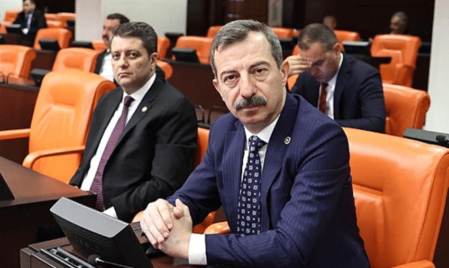 CHP'li Asu Kaya'dan mesaj iddiasıyla ilgili sert açıklama! 'İstifa etmesini isterim...'