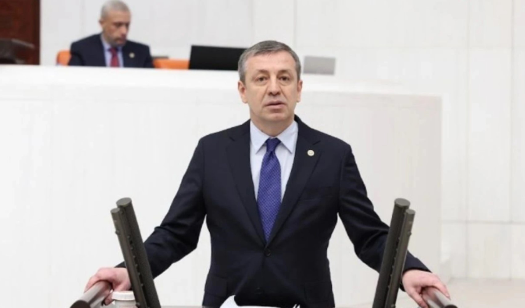 TSK'da yetki krizi! Cumhurbaşkanı'na ihraç yetkisinin geri çekilmesine MHP'den destek