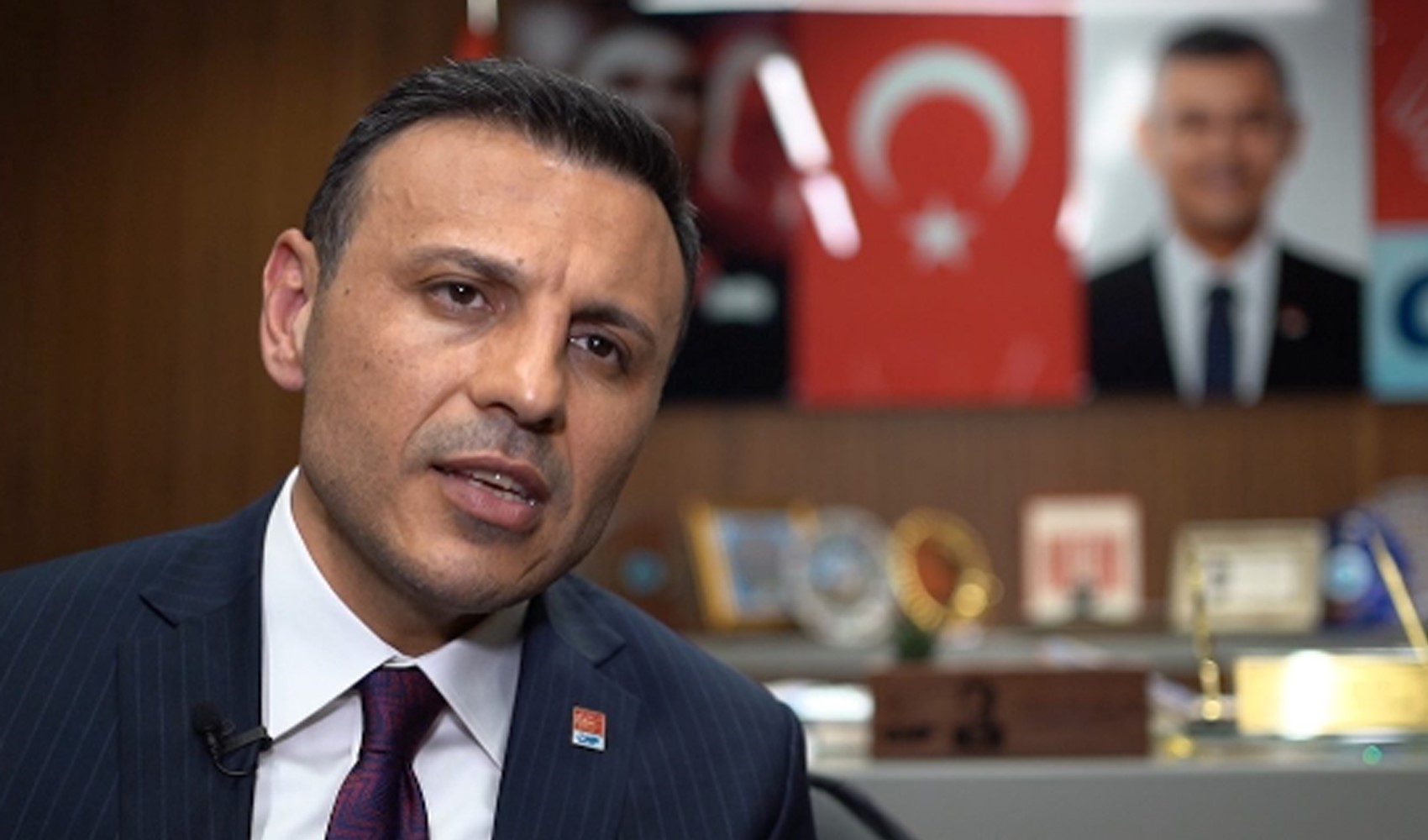 Özgür Çelik'ten AKP'ye 'Bahçeli'yi çıkarlarına alet ediyorlar' uyarısı: Terörsüz Türkiye süreci hatırlatması