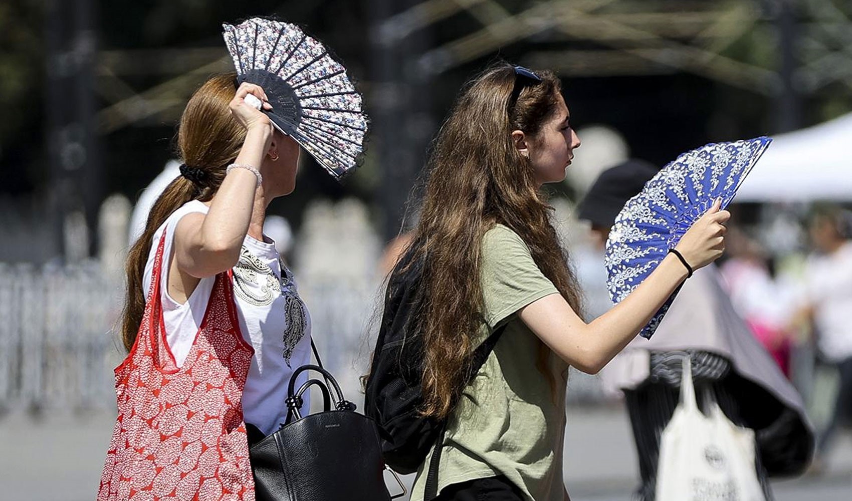 Meteoroloji açıkladı: Hava sıcaklıkları mevsim normallerinin üzerine çıkıyor! İşte il il 22 Mayıs Perşembe hava durumu...