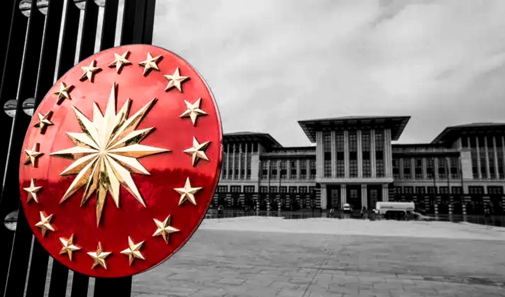 AKP'li üst düzey isim açıkladı: Yeni anayasa çalıştayında 'Cumhurbaşkanlığı Hükümet Sistemi' masaya yatırılacak