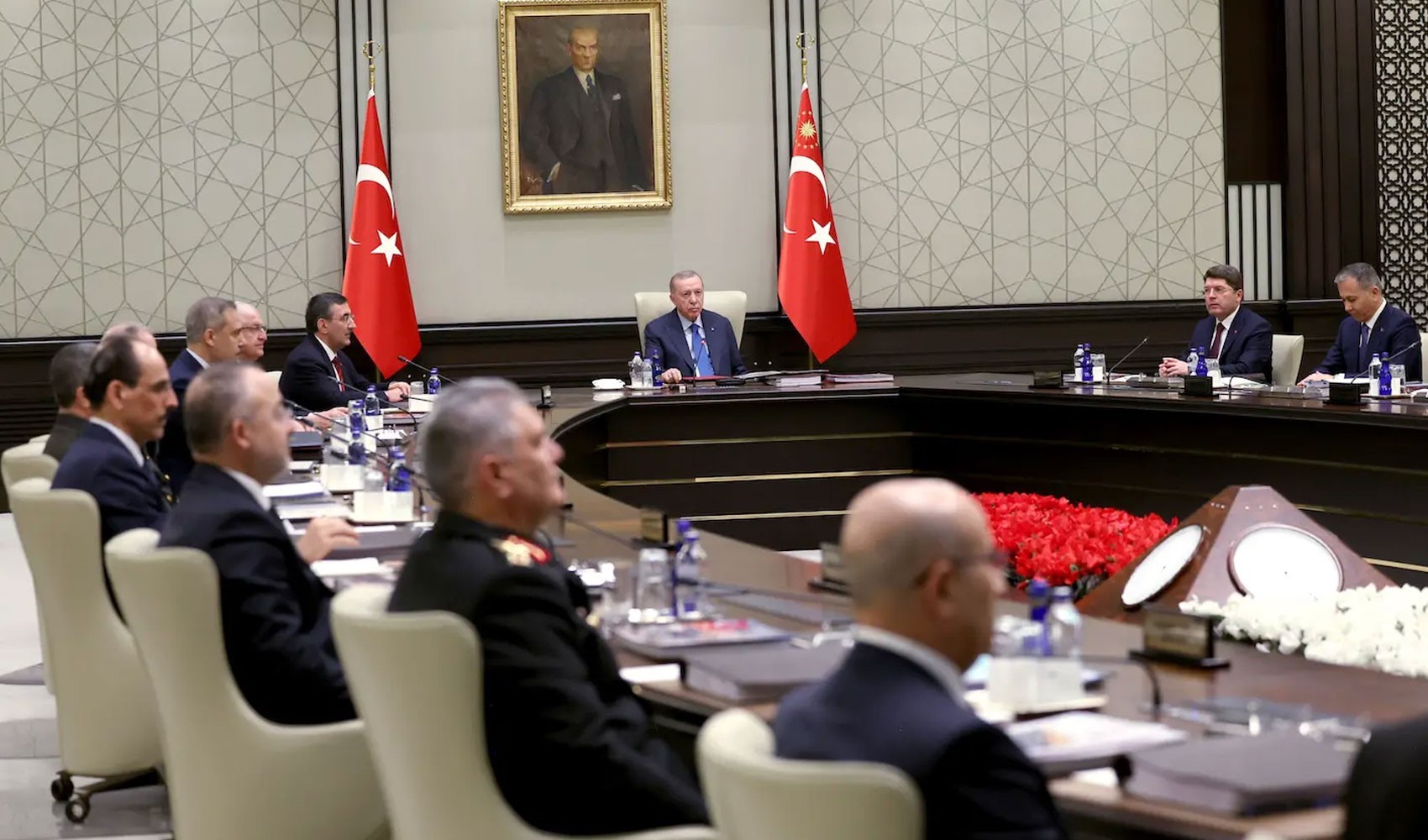 PKK'nın feshi sonrası ilk MGK sona erdi: Süreç hassasiyetle takip edilecek