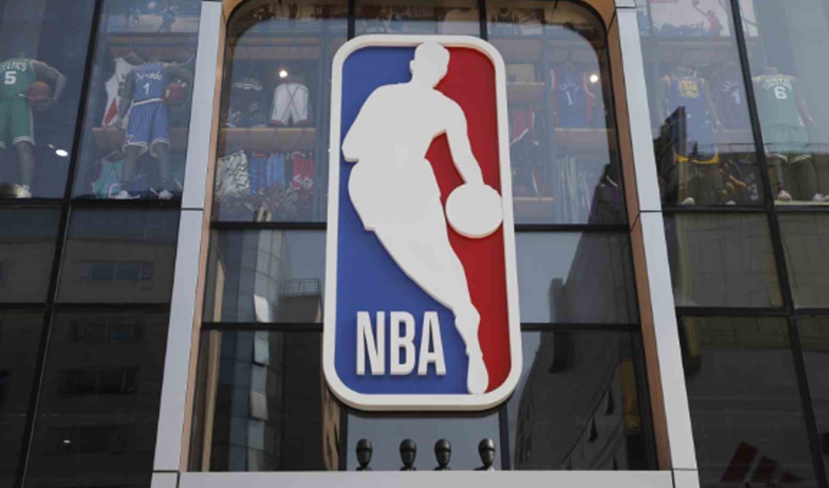 NBA'de yılın en iyi savunma 5'leri belli oldu
